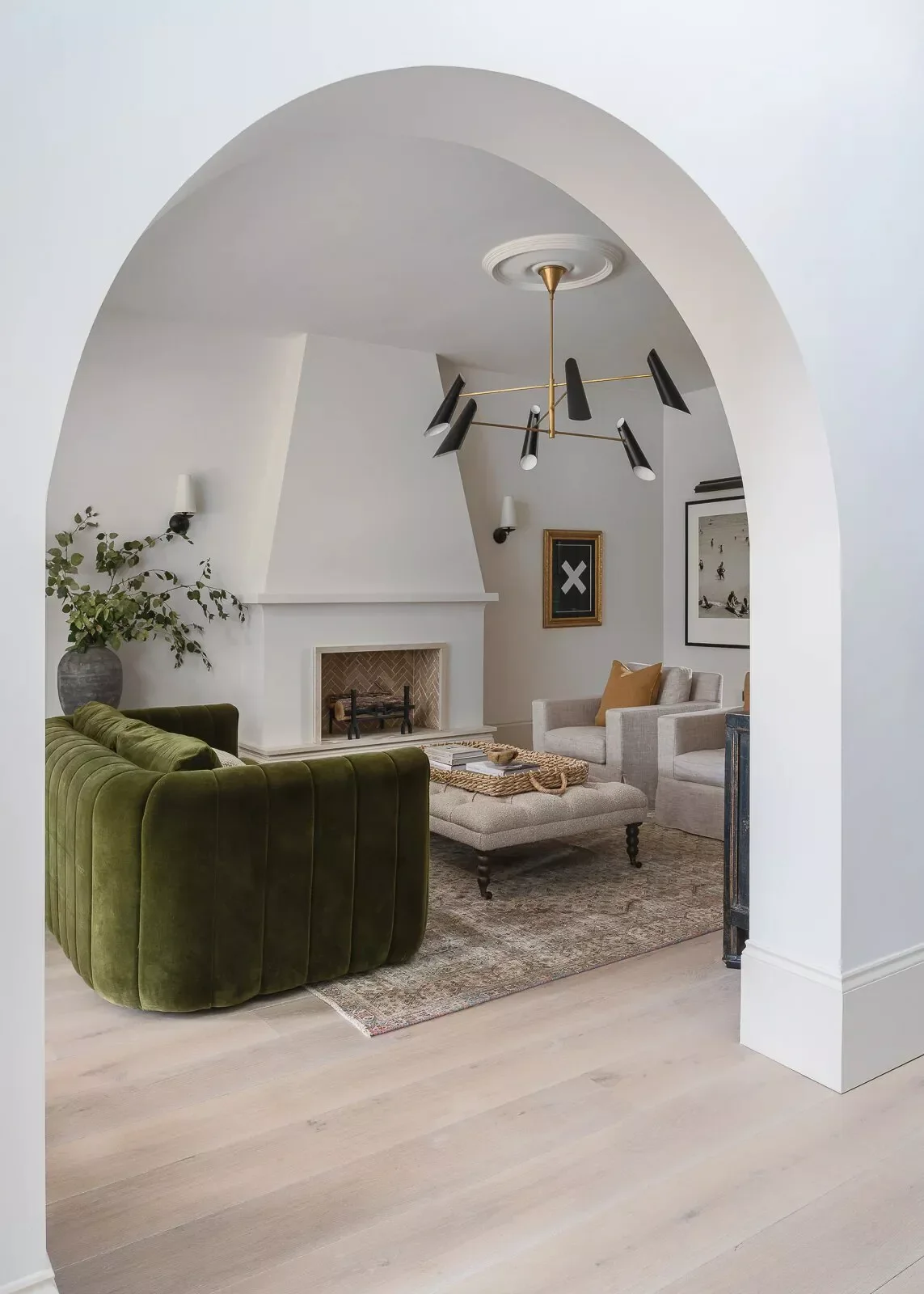 50 Contemporary Fireplace Designs That Will Transform Your Living Space 24 Decorate the Firebox