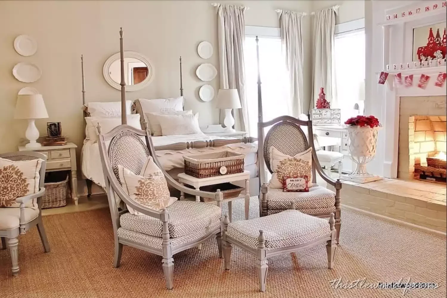 32 Christmas Bedroom Decor Ideas That Make Mornings Magical Decorate the Fireplace