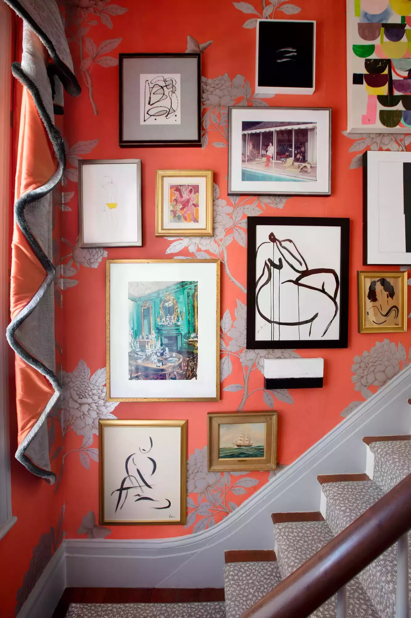 87 Home Decor Ideas That Transform Every Room Decorate the Staircase Wall