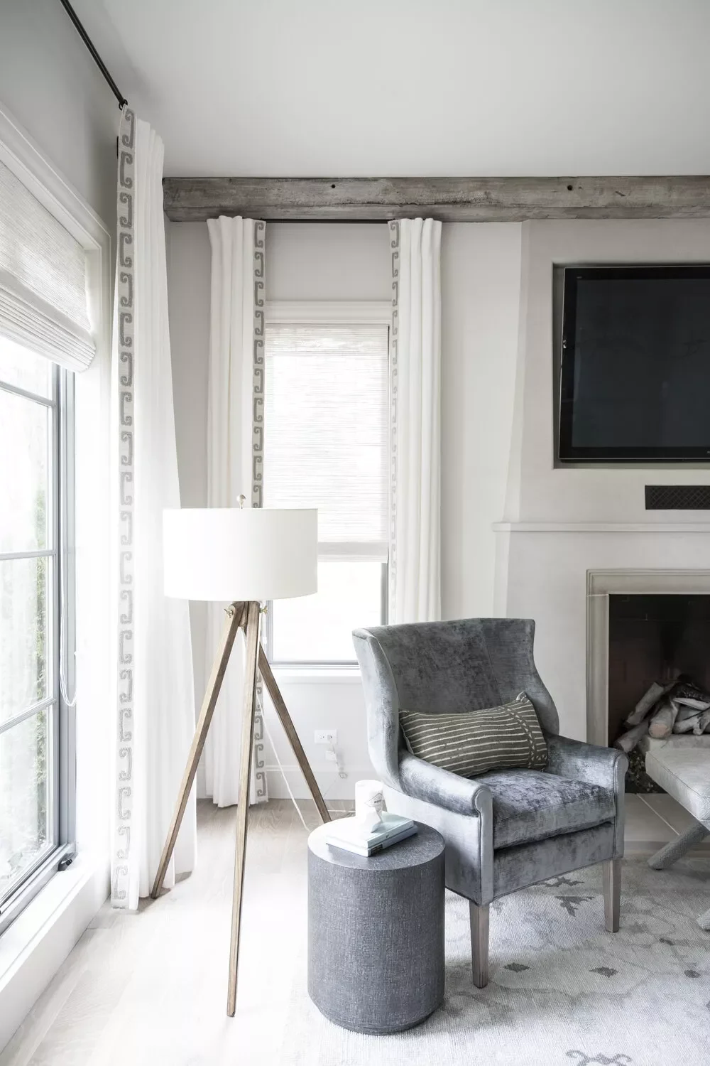52 Stunning Living Room Curtain Ideas That Transform Any Space 17 Decorative Curtain Trim