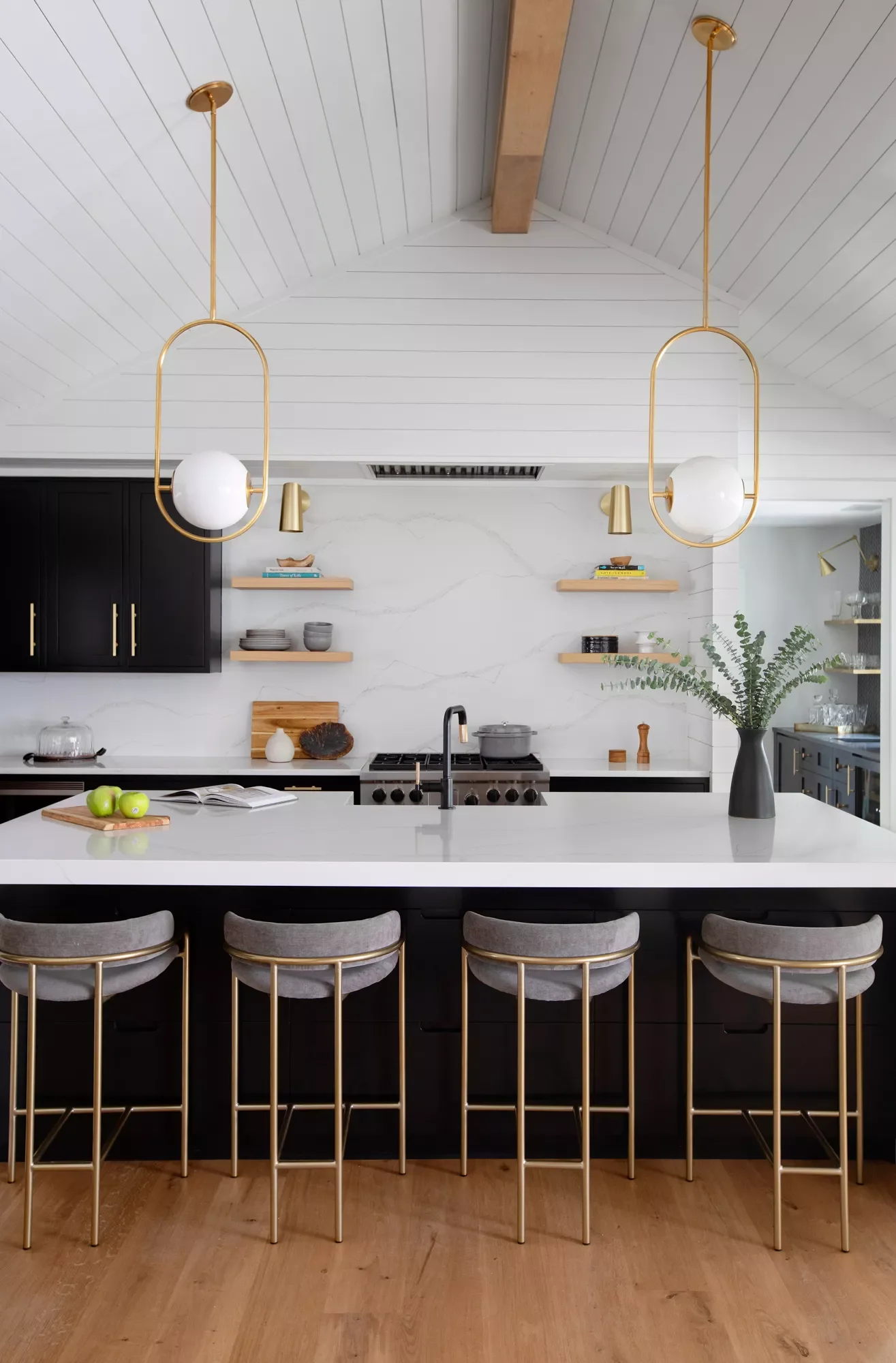Decorative Modern Pendants