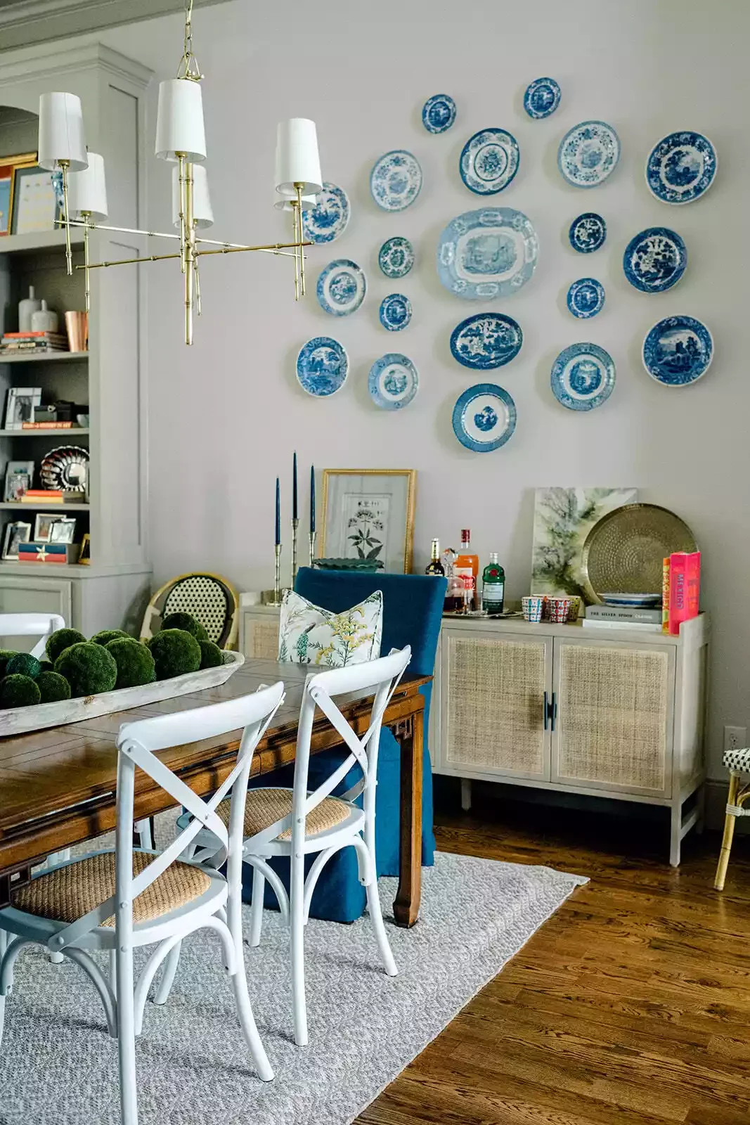 45 Stunning Kitchen Wall Decor Ideas That Transform Your Space 17 Decorative Plate Collection