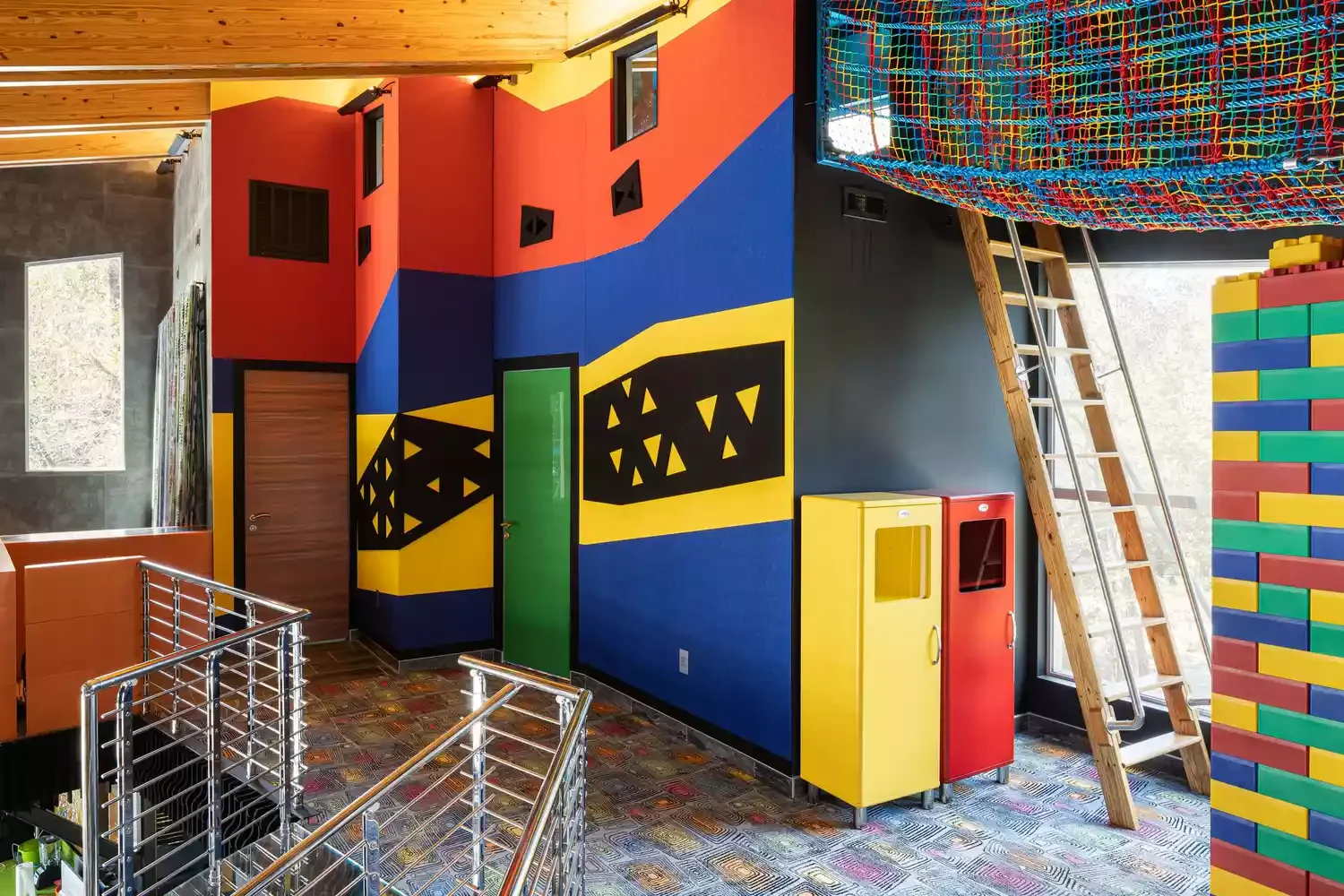 48 Creative Ways to Transform Your Extra Room Into Something Amazing 42 Delxue Playroom