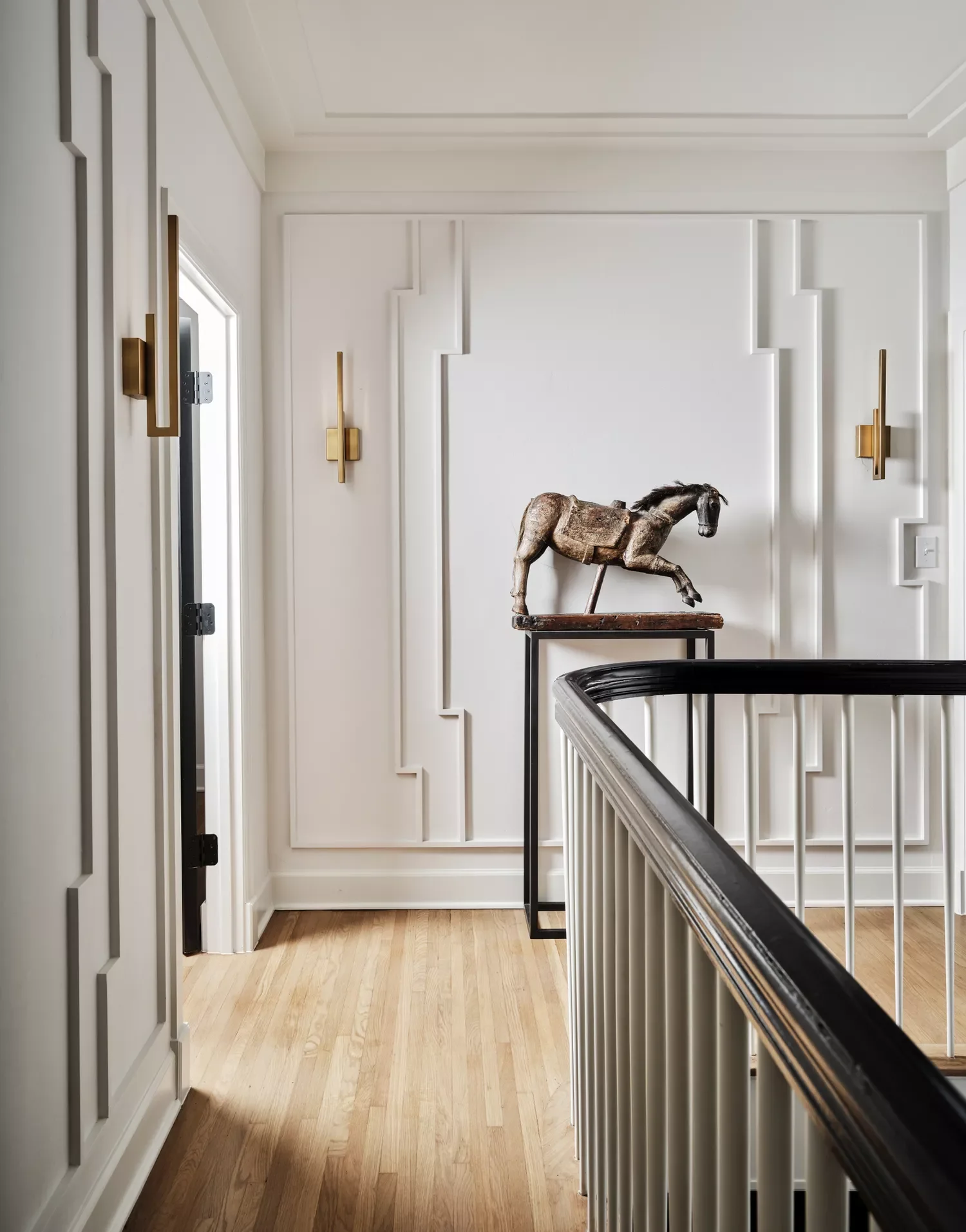 11 Creative Wall Molding and Trim Ideas That Will Transform Your Home 3 Design Eye-Catching Shapes
