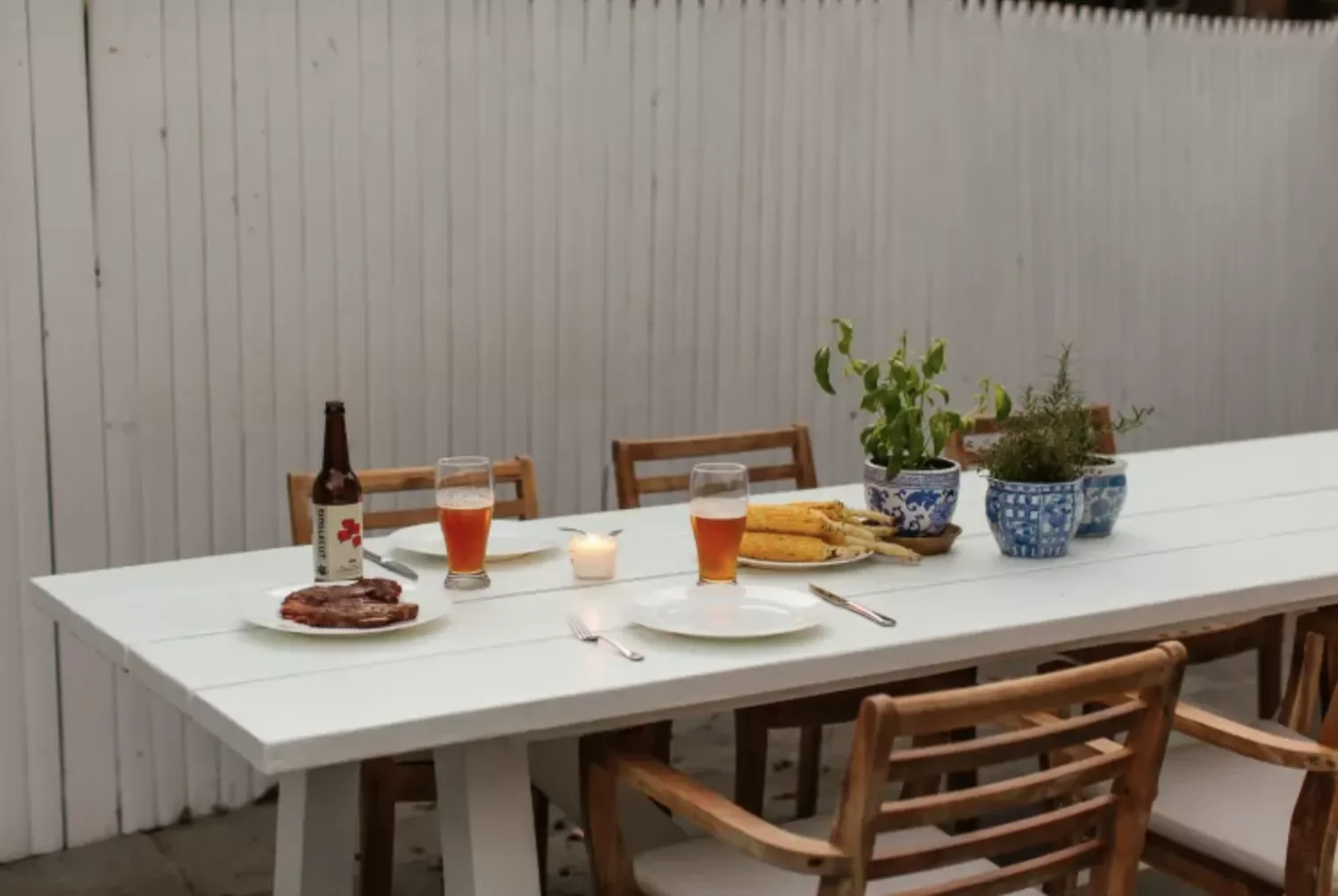 40 Budget-Friendly DIY Backyard Projects to Create Your Dream Outdoor Space Design an Entertaining Ready Dining Table