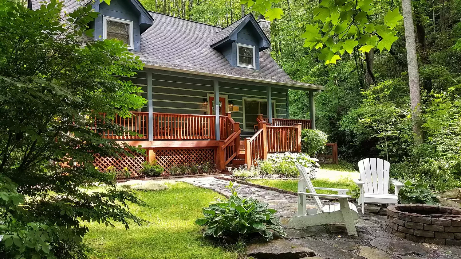 15 Creative Deck Skirting Ideas to Transform Your Outdoor Space 2 Diamond Lattice Deck Skirting