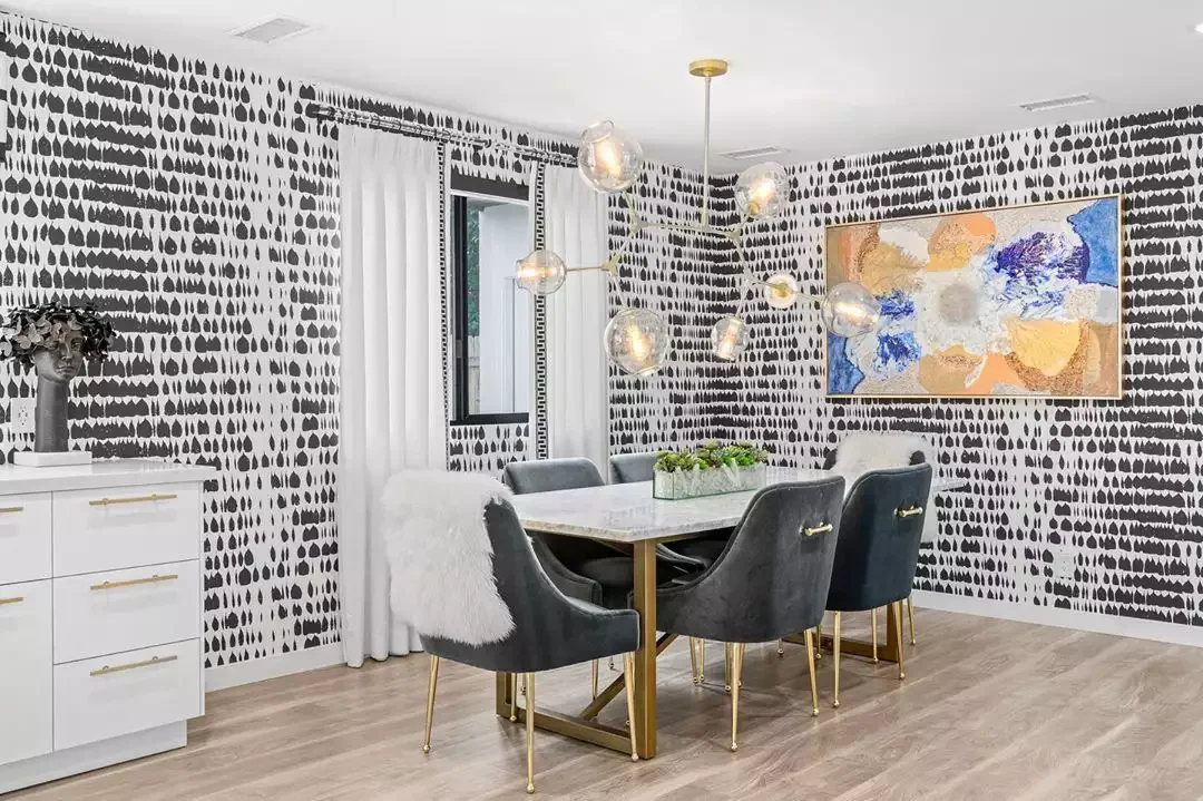 27 Contemporary Dining Room Ideas That'll Transform Your Space Dining Room Wallpaper