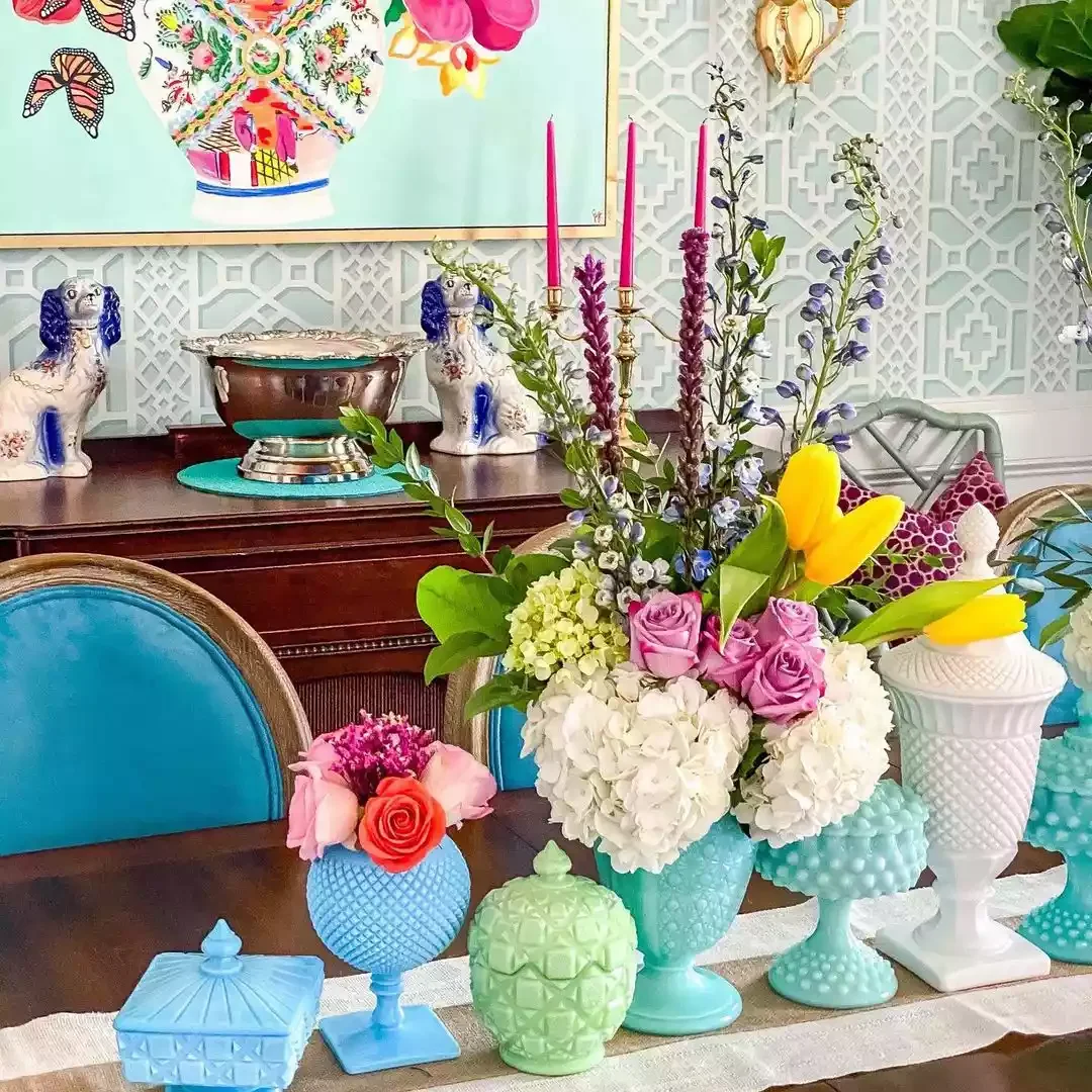 52 Gorgeous Spring Table Centerpiece Ideas to Transform Your Dining Space 25 Display a Collection