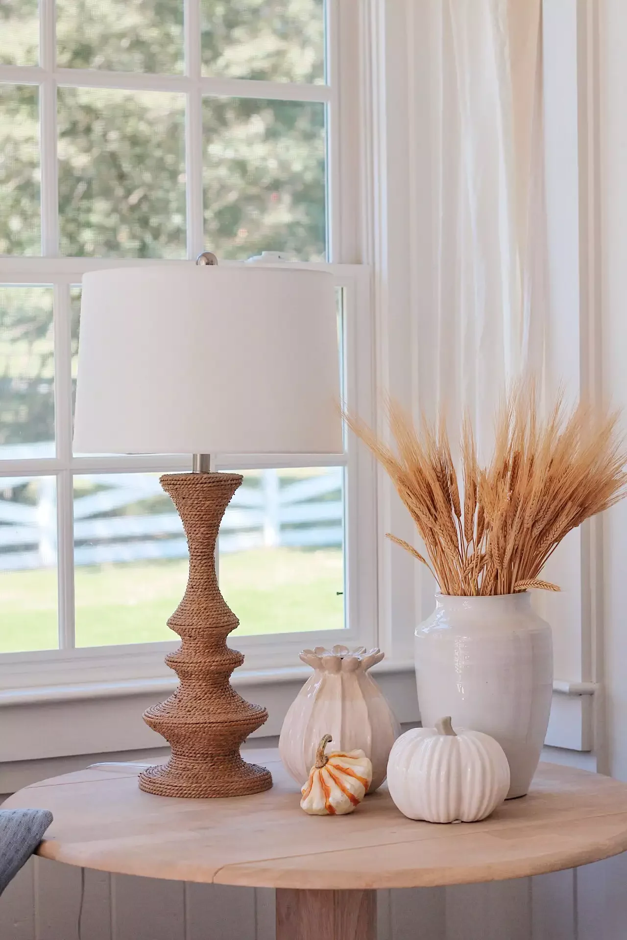 65 Cozy Fall Decorating Ideas to Transform Your Home This Autumn 52 Display a Jar of Wheat