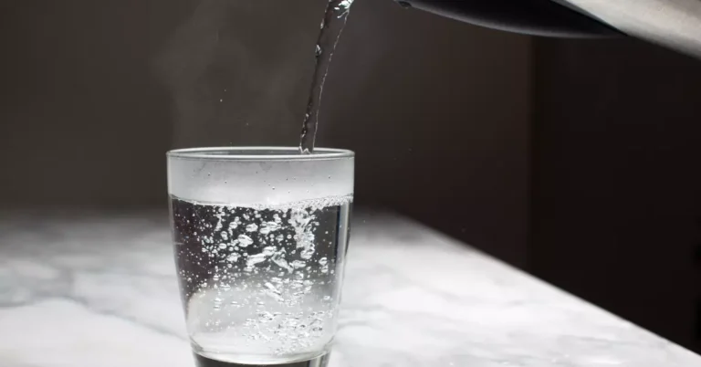 Do Tenants Pay for Hot Water? – Rental Awareness