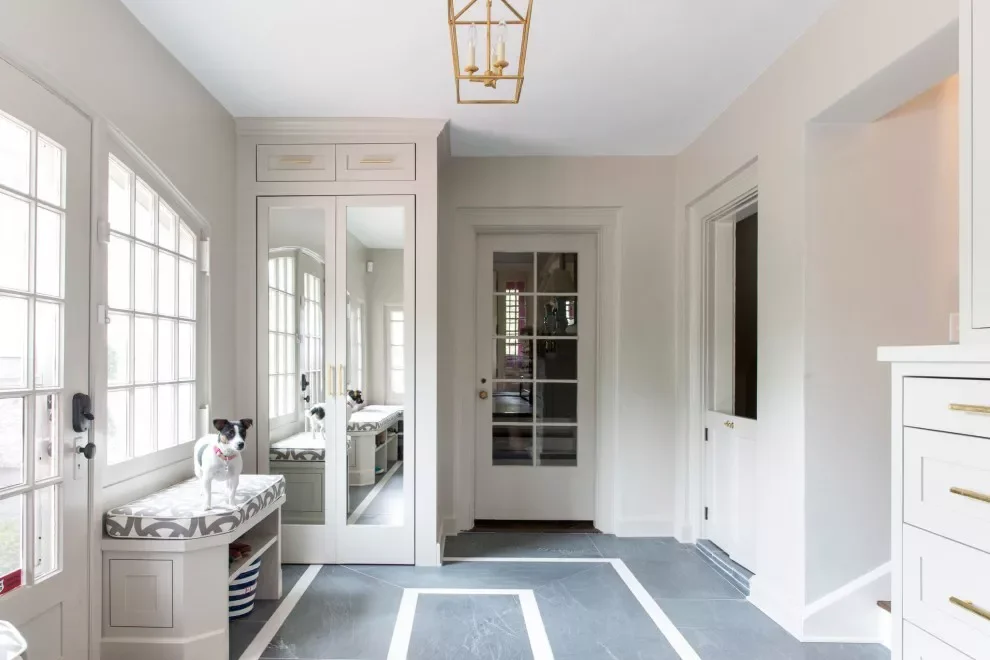 25 Stunning Mudroom Bench Ideas That Combine Style and Storage 7 Dog-Friendly Mudroom Bench