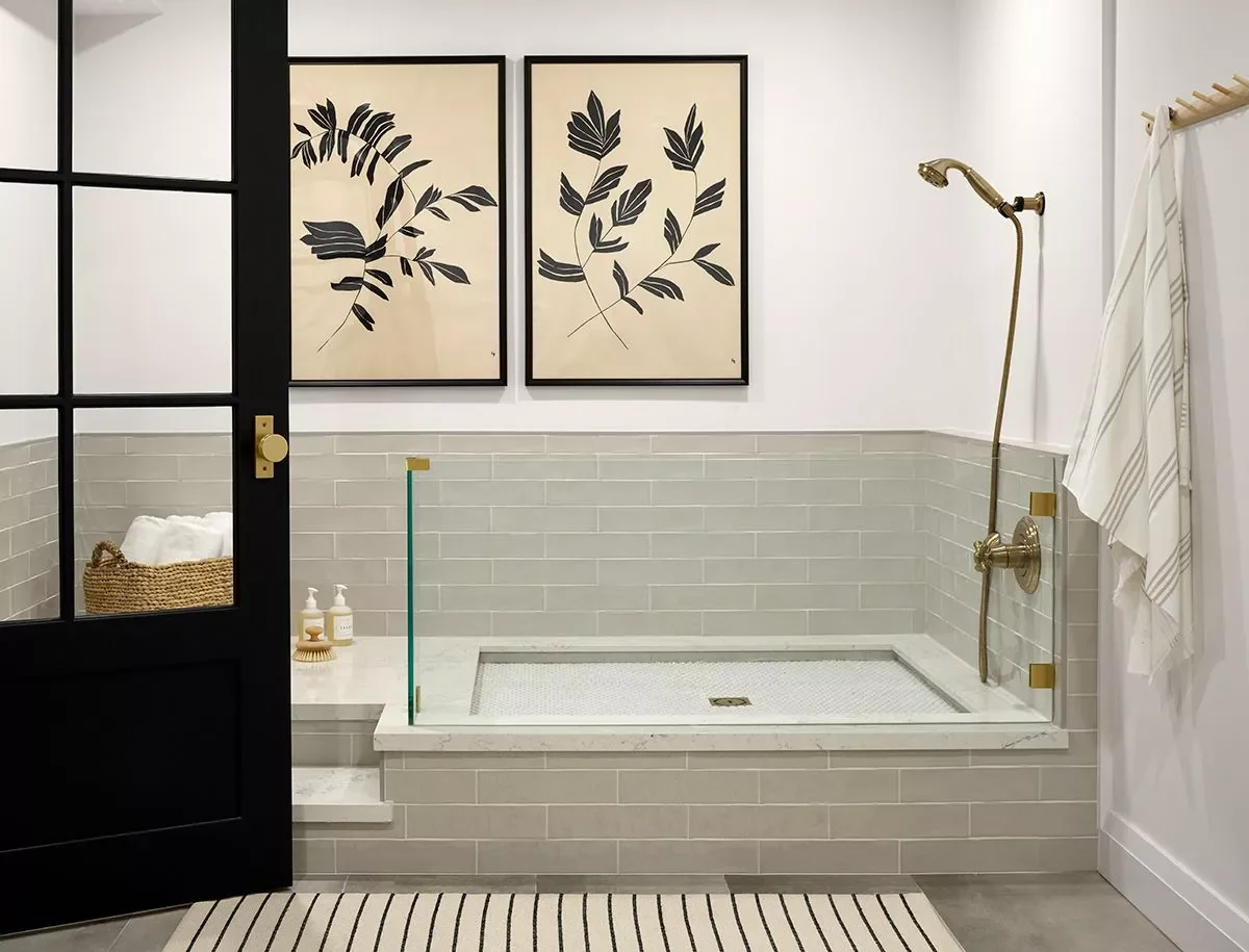 28 Incredible Dog Room Ideas That Will Make Both You and Your Furry Friend Happy 11 Dog Shower Wall Decor