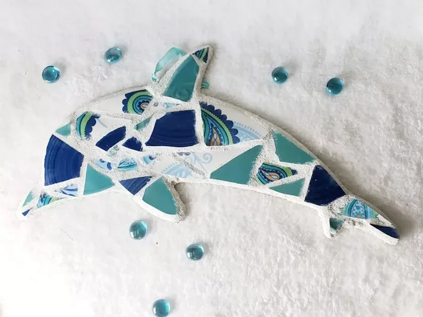 22 Creative DIY Mosaic Projects to Transform Your Home 2 Dolphin Mosaic