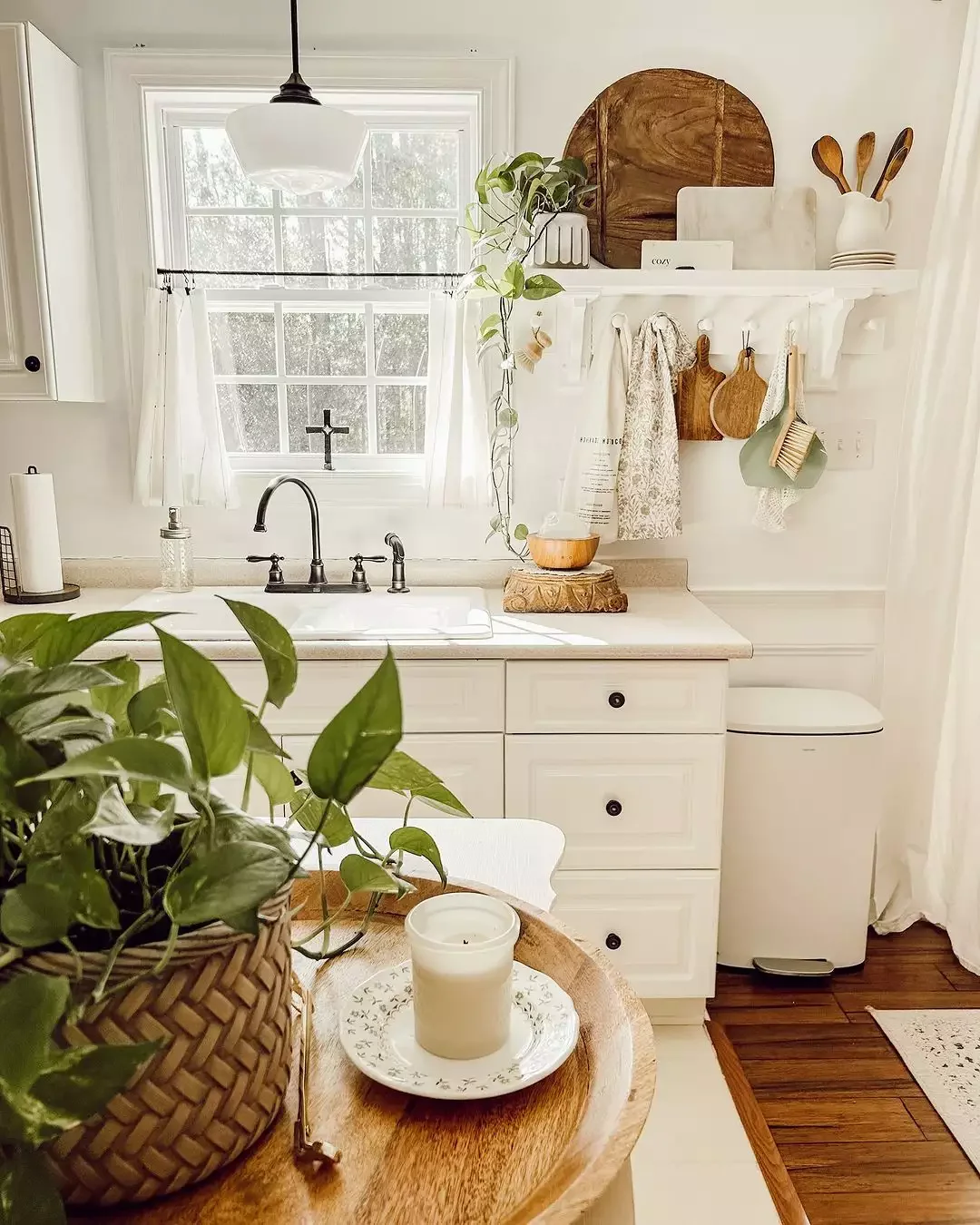 22 Budget-Friendly Small Kitchen Transformations That Create Maximum Impact 15 Don