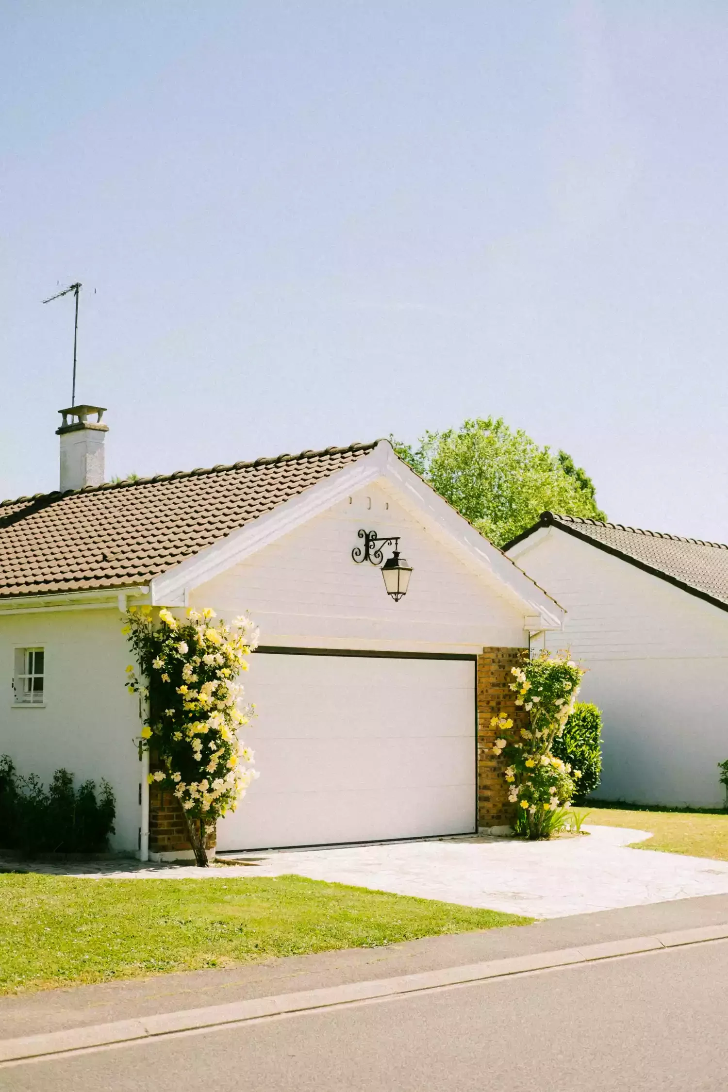 23 Stunning Detached Garage Ideas That Will Transform Your Home's Curb Appeal Don