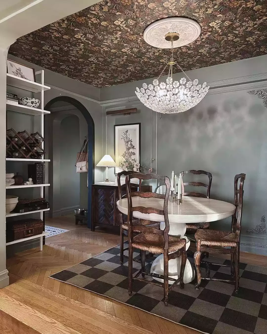 15 Budget-Friendly Ceiling Transformations That Look Like a Million Bucks 11 Don