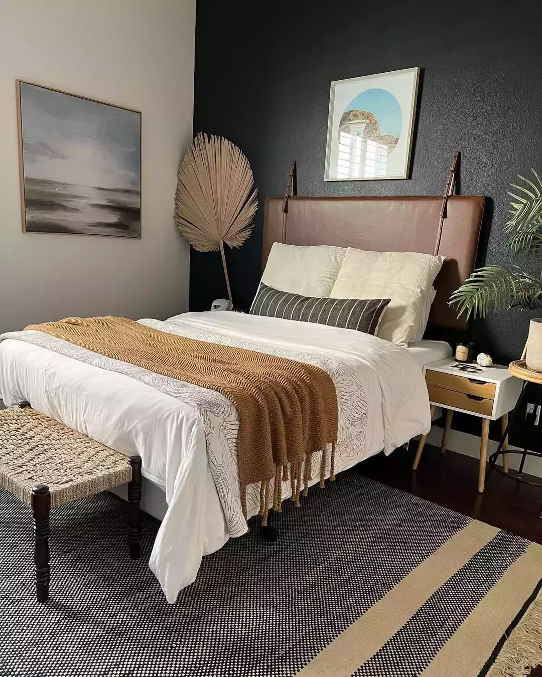 35 Stunning Beach-Inspired Bedroom Ideas That'll Transform Your Space 19 Don