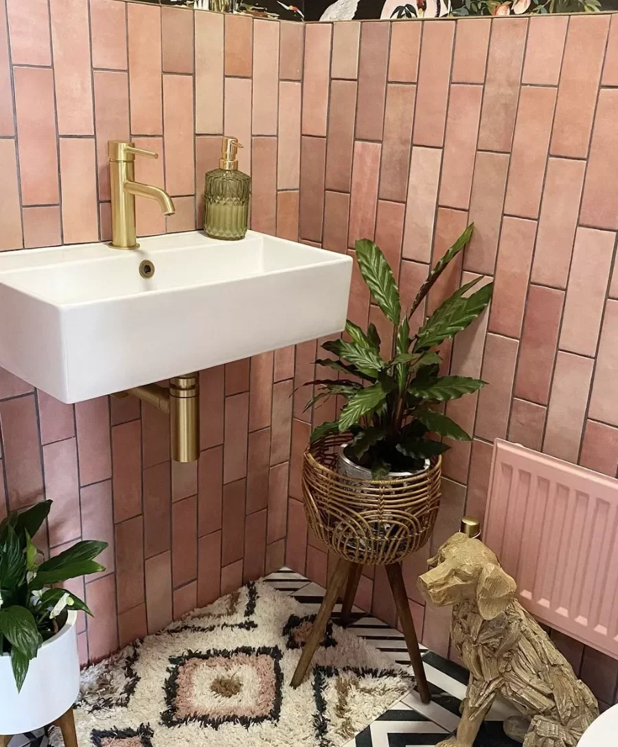 40 Stunning Pink Bathroom Ideas That Balance Playfulness with Elegance 2 Don