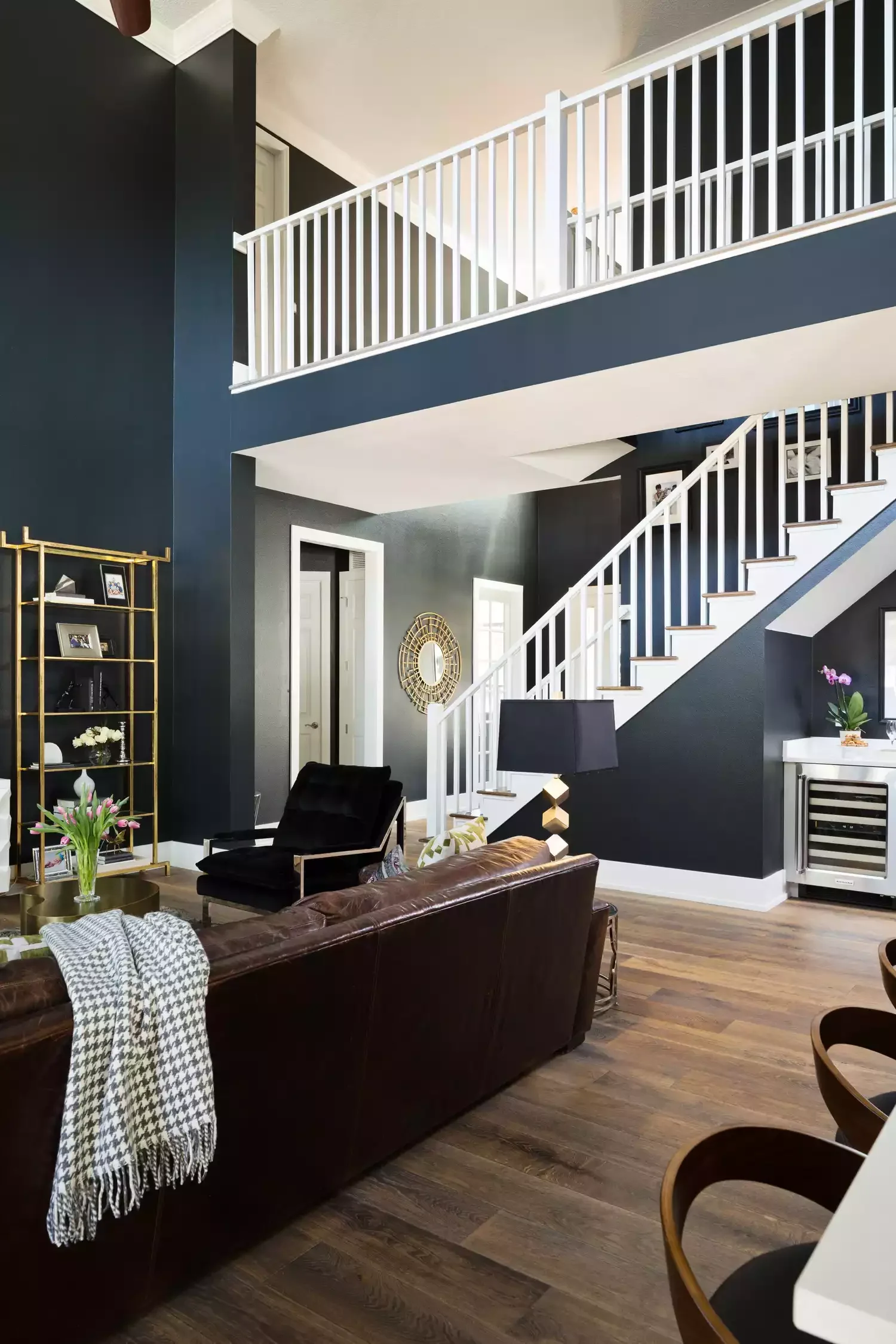 39 Bold Black Living Room Ideas That Will Transform Your Space Into Something Extraordinary 33 Double-Height Black Walls
