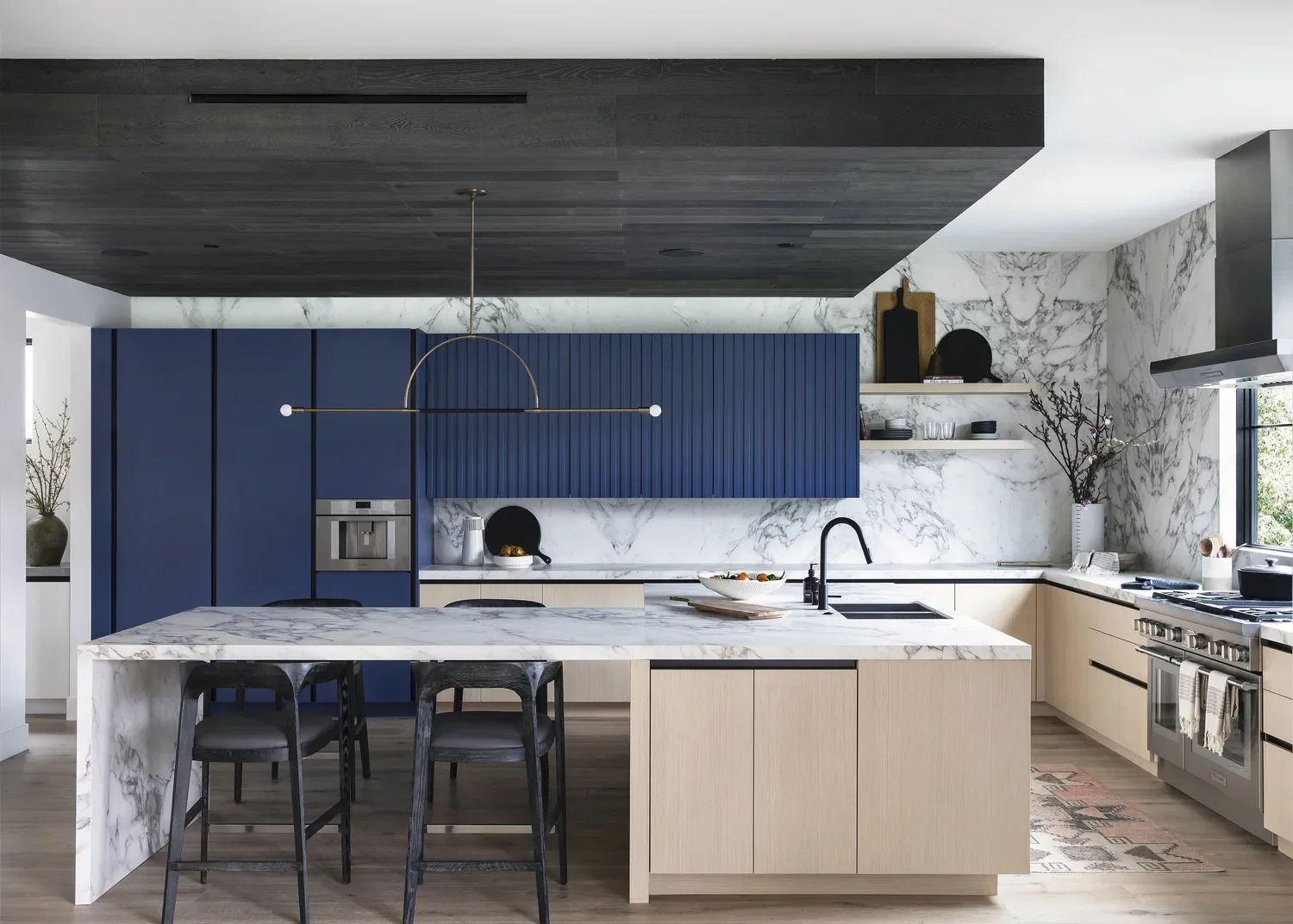 26 Kitchen Island Lighting Ideas That Will Transform Your Space 17 Draw the Eye Upward