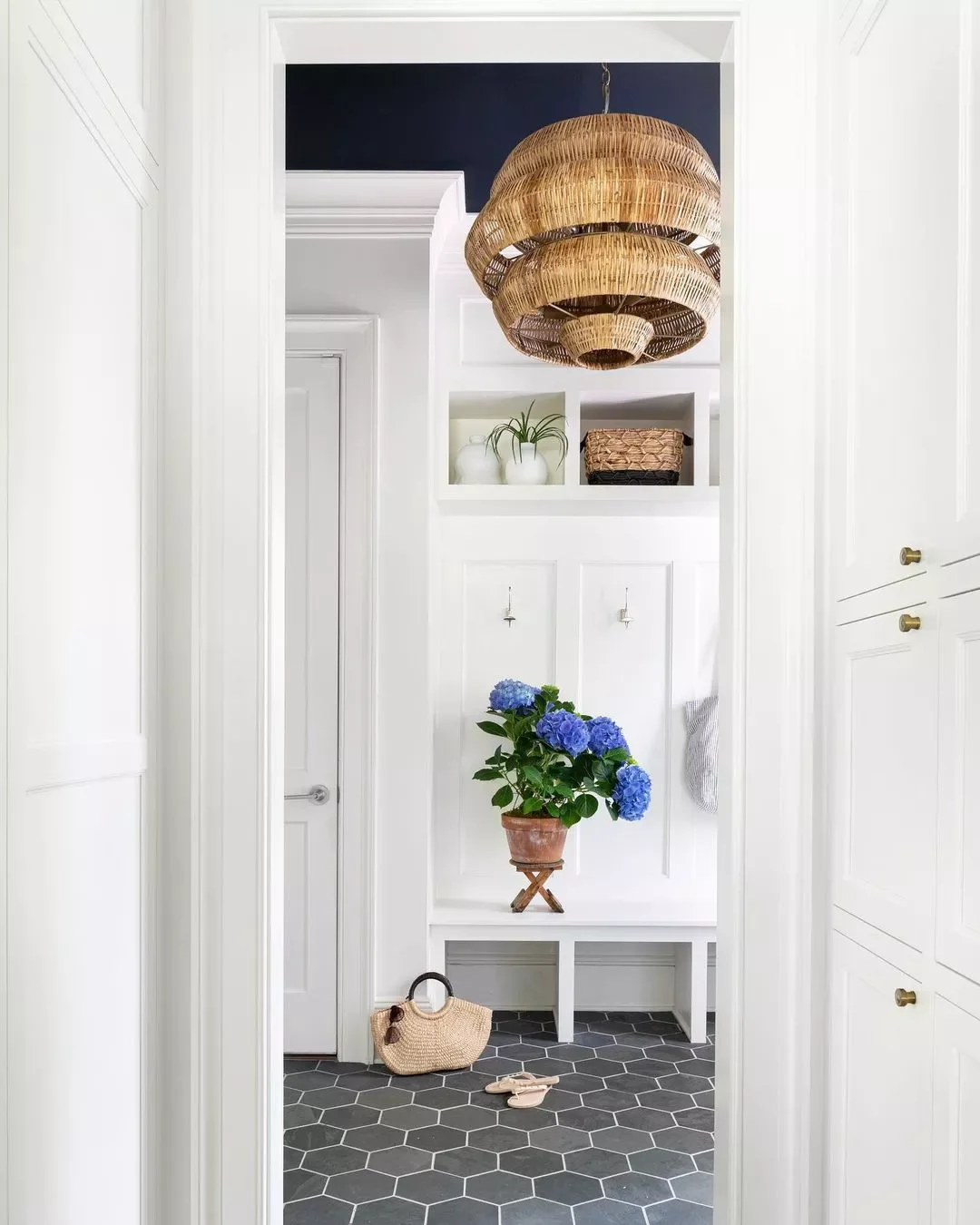46 Creative Mudroom Design Ideas to Transform Your Entryway Draw the Eyes to the Ceiling