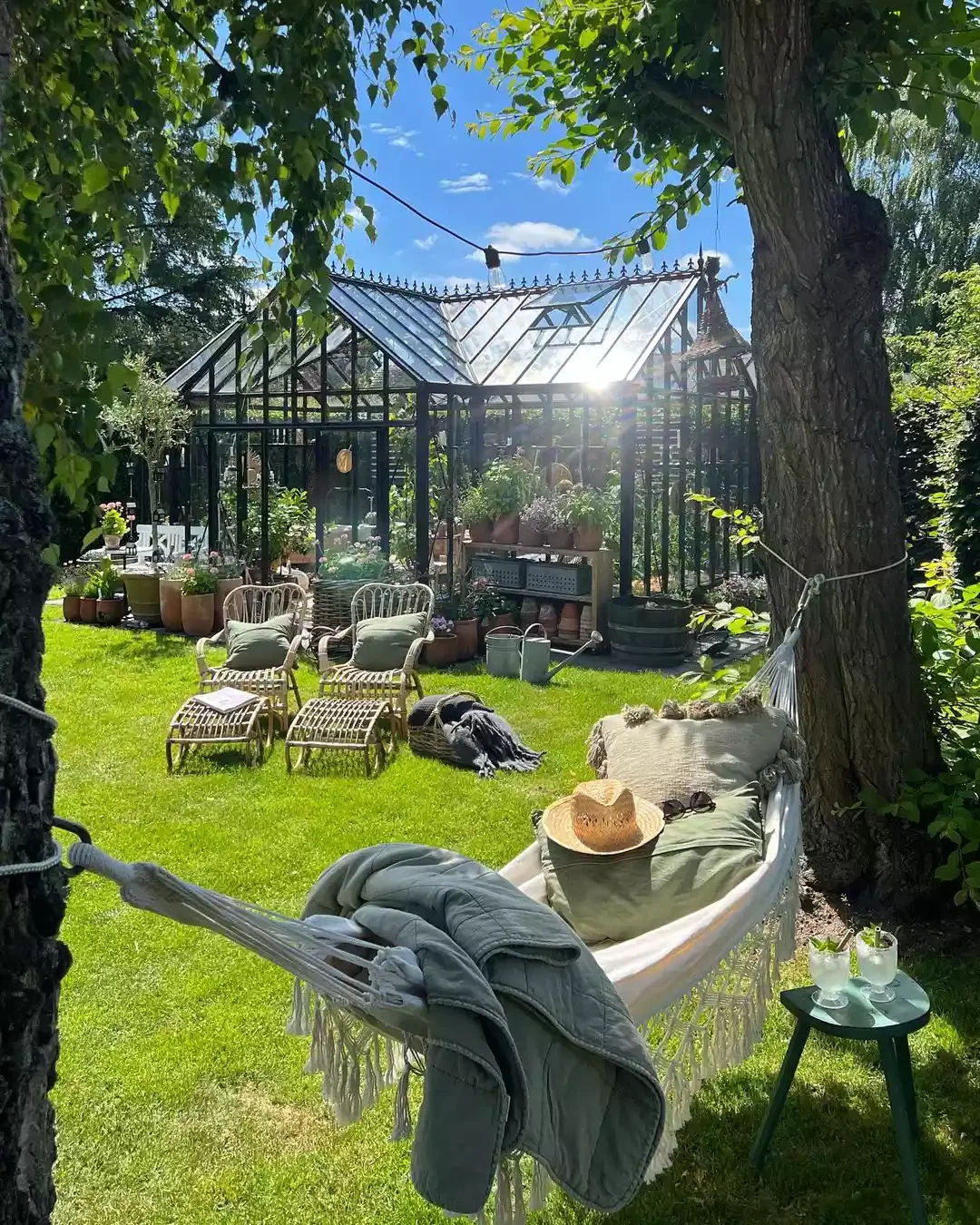 29 Stunning Backyard Hammock Ideas to Create Your Perfect Relaxation Retreat 12 Dreamy Cottage Garden