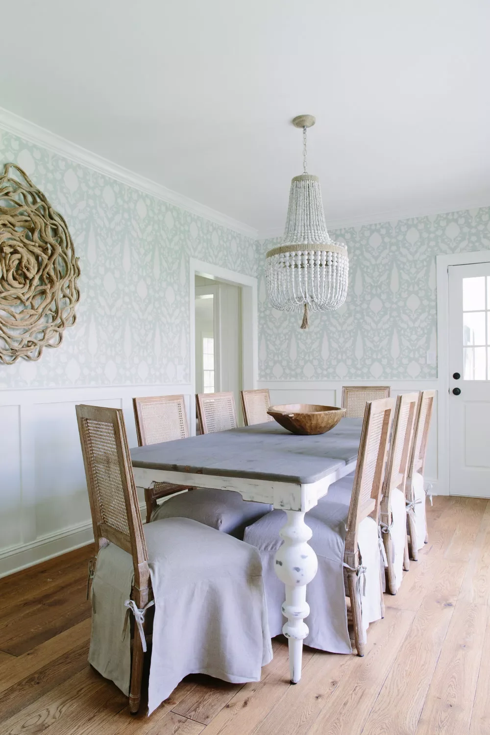 32 Stunning Dining Room Wainscoting Ideas That Will Transform Your Space Dreamy Wainscoting