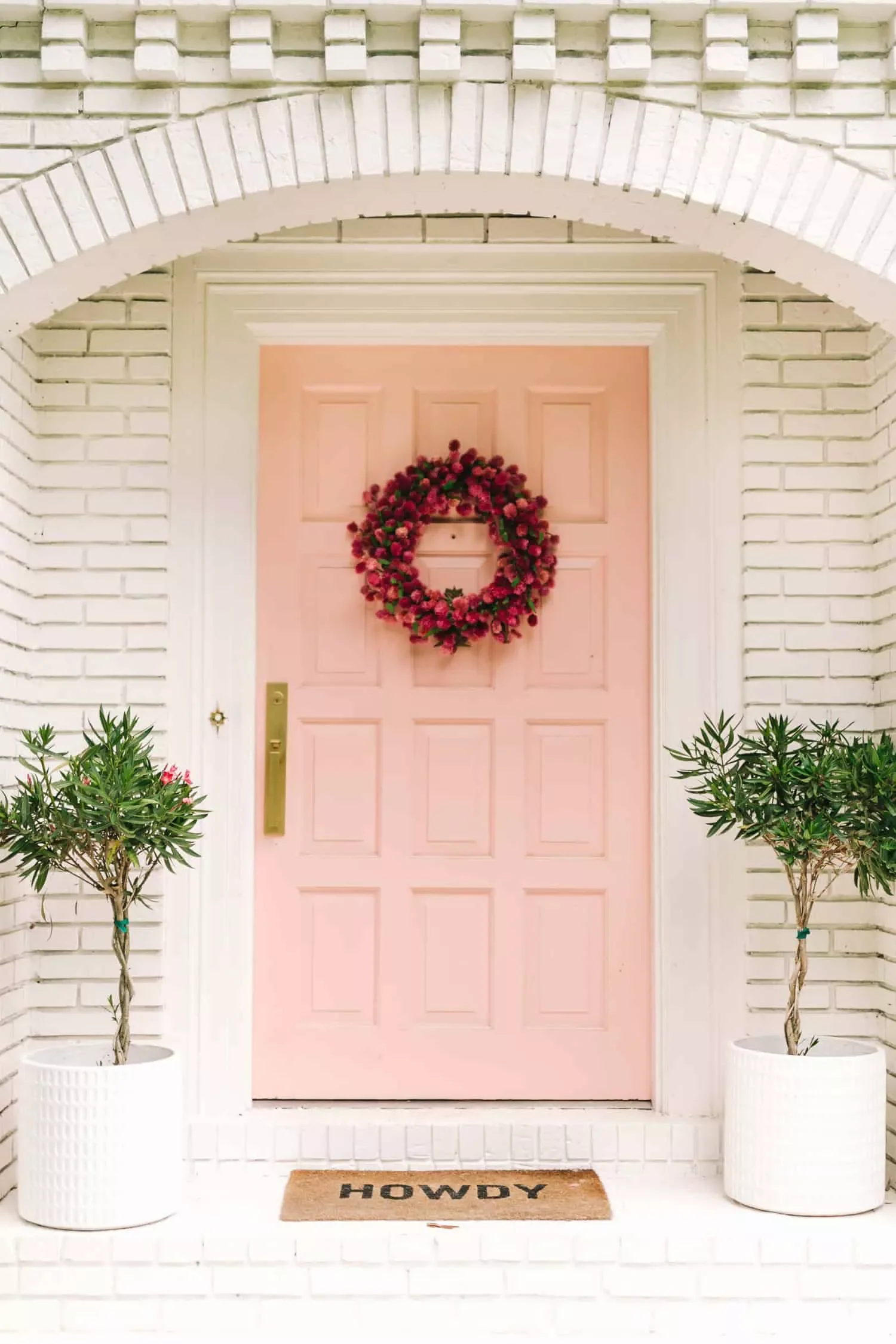 68 Christmas Front Porch Ideas That Make Your Home the Envy Dried Floral Wreath
