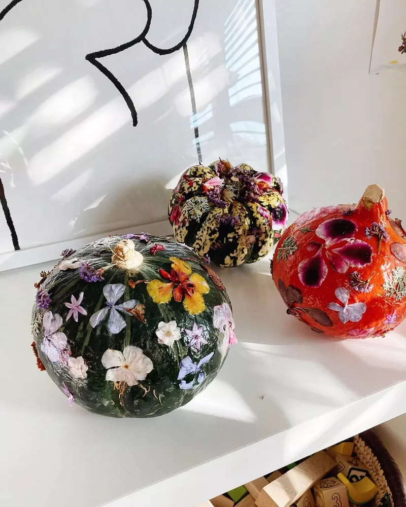 90 Creative Halloween Pumpkin Decorating Ideas to Try This Season 75 Dried Flower Pumpkin