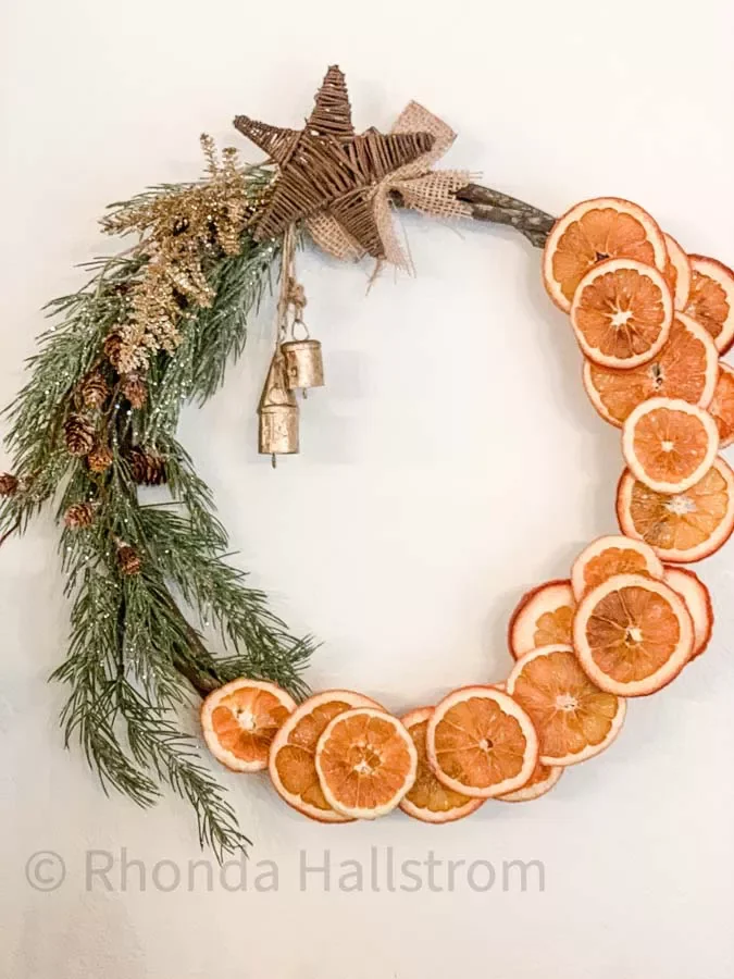 75 Stunning DIY Holiday Wreath Ideas to Transform Every Space in Your Home 14 Dried Orange Wreath