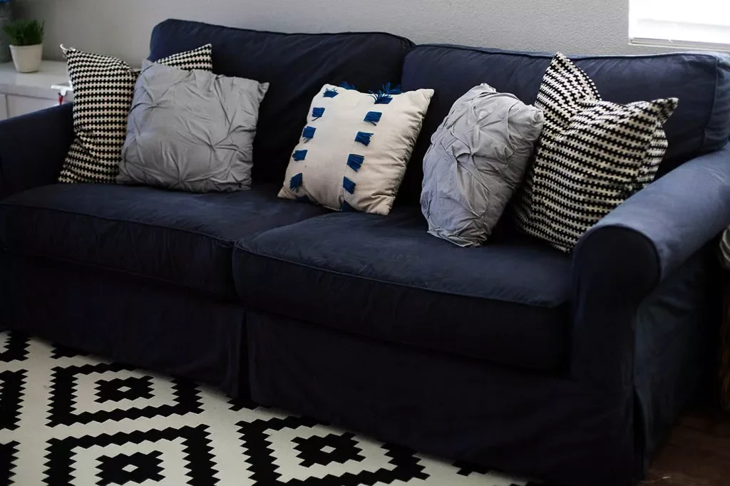 20 Creative DIY Sofa Cover Ideas to Transform Your Living Space 9 Dyed Sofa Slipcover