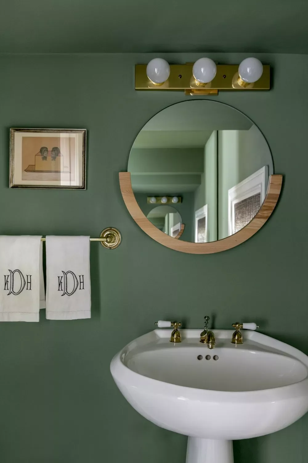 41 Stunning Bathroom Color Ideas to Transform Your Space Earthy Green