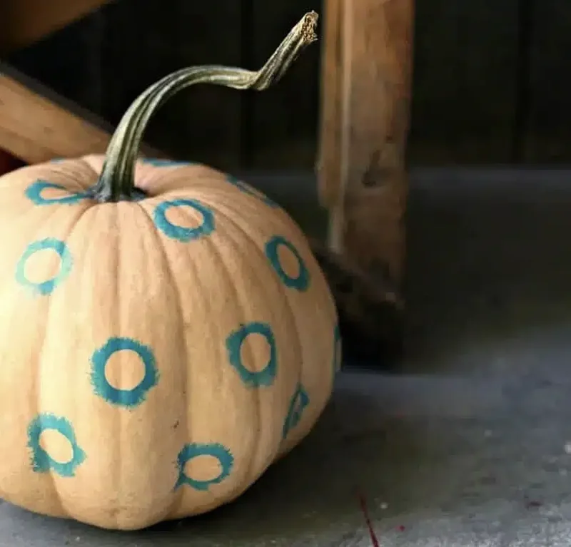 90 Creative Halloween Pumpkin Decorating Ideas to Try This Season 46 Eclipse Pumpkin