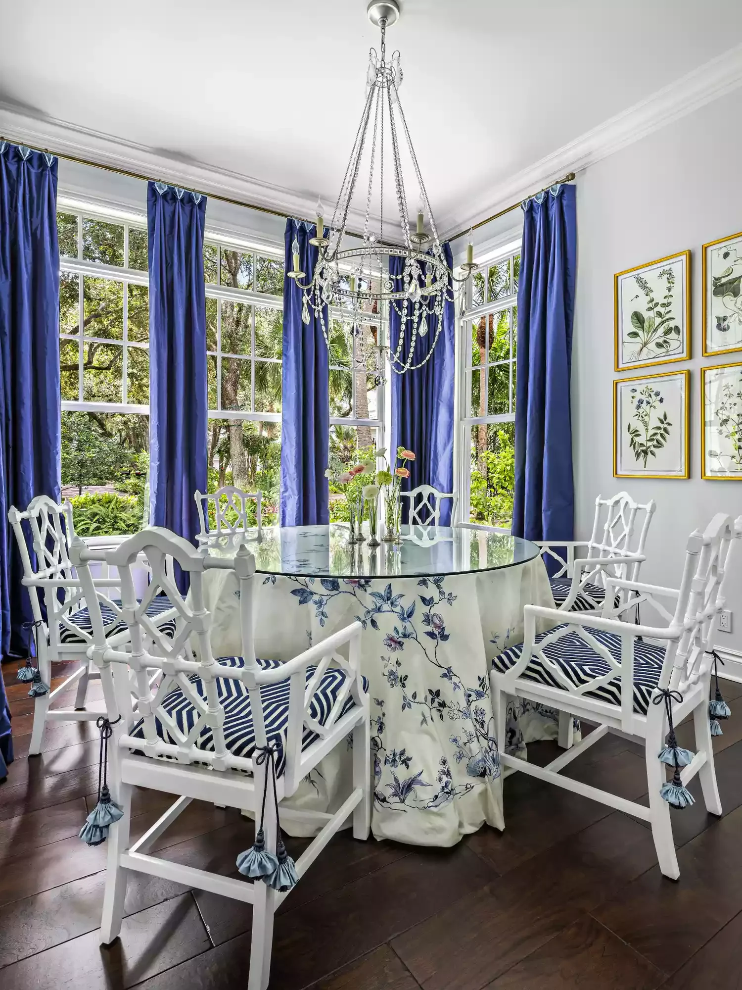 22 Beautiful Ways to Bring Botanical Prints Into Your Home Design 20 Elevate Your Dining Area with a Botanical Table Skirt