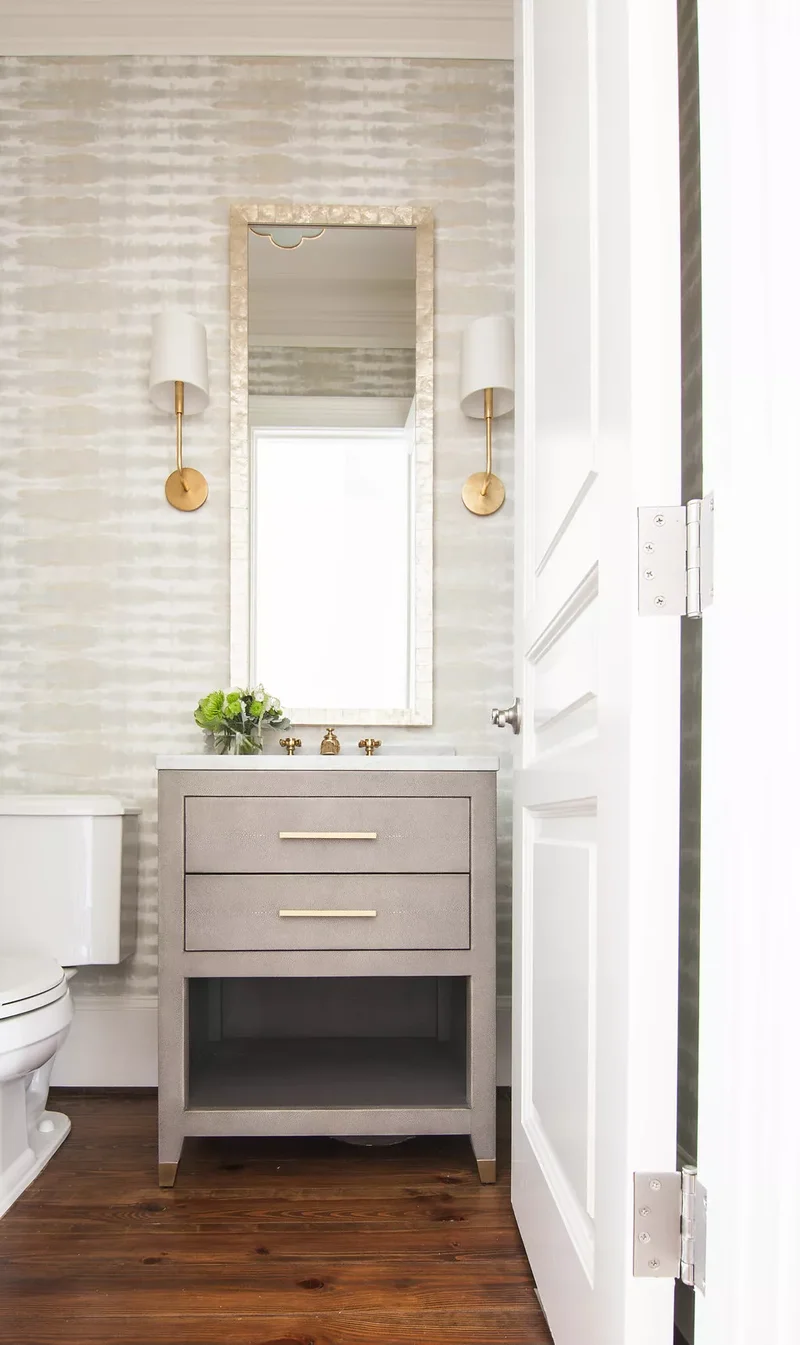 20 Brilliant Tiny Bathroom Ideas That Really Work 18 Elongate Your Space