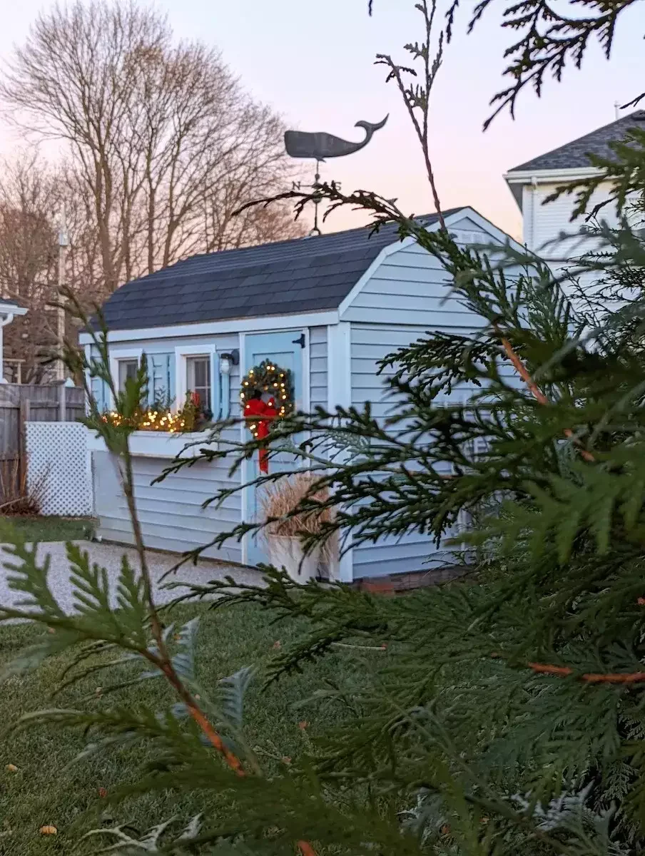 57 Stunning Outdoor Christmas Decorating Ideas That Will Transform Your Home's Holiday Curb Appeal 50 Embellish an Outbuilding