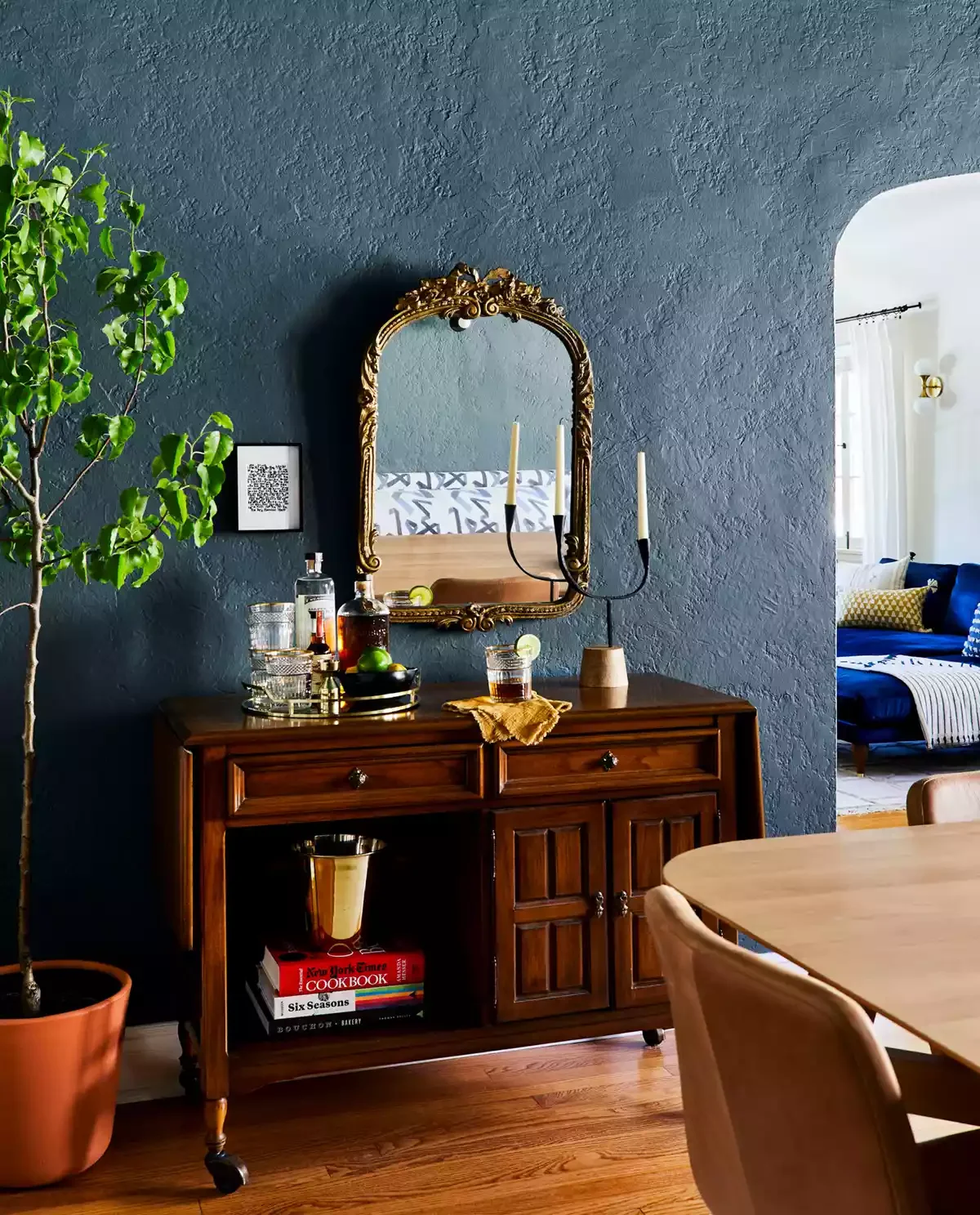 33 Stylish Bar Cart Ideas That'll Transform Your Home Entertainment Game 24 Embrace Antiques