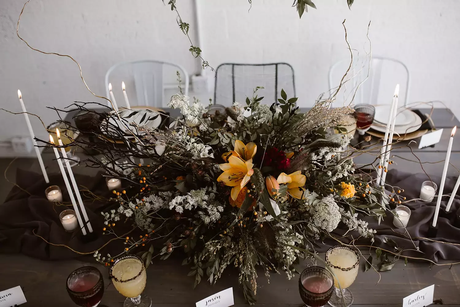 18 Halloween Centerpiece Ideas You Can Create in Under an Hour Embrace Modern Elegance