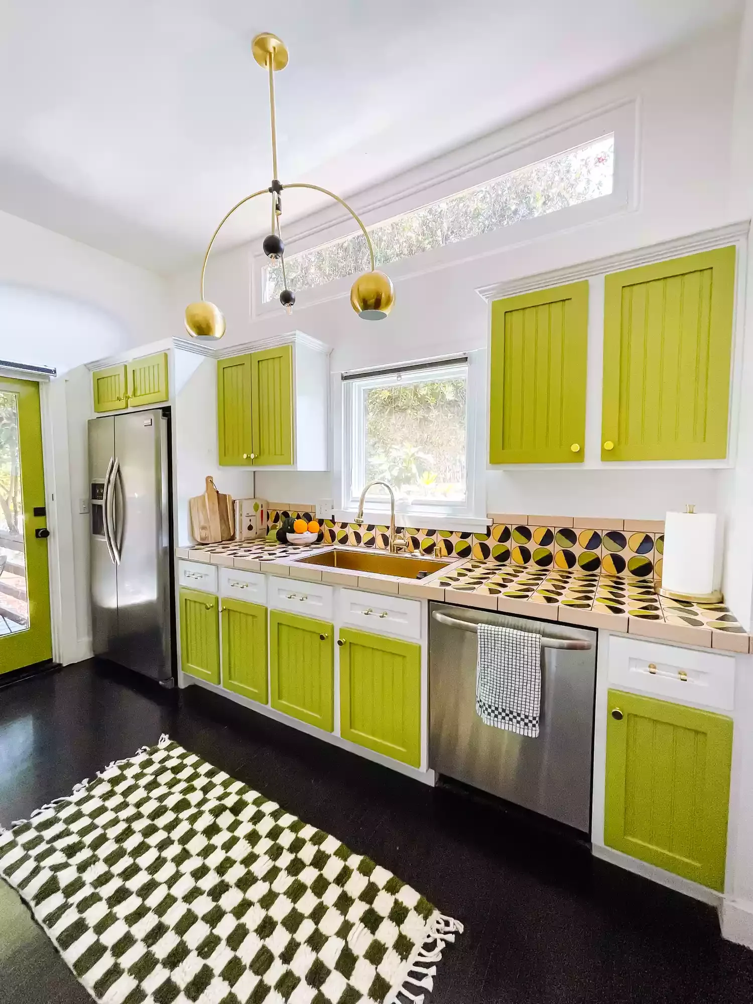 96 Kitchen Design Ideas to Transform Your Space on Any Budget 9 Embrace Retro Kitsch