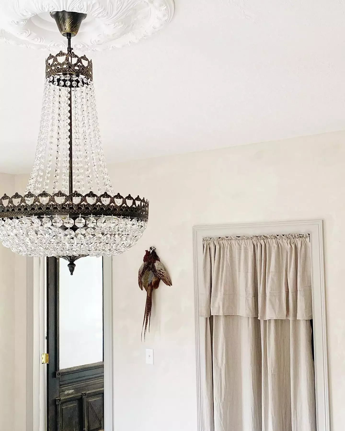 21 Gorgeous Closet Curtain Ideas That Instantly Hide Your Clutter Embrace Ruched Style