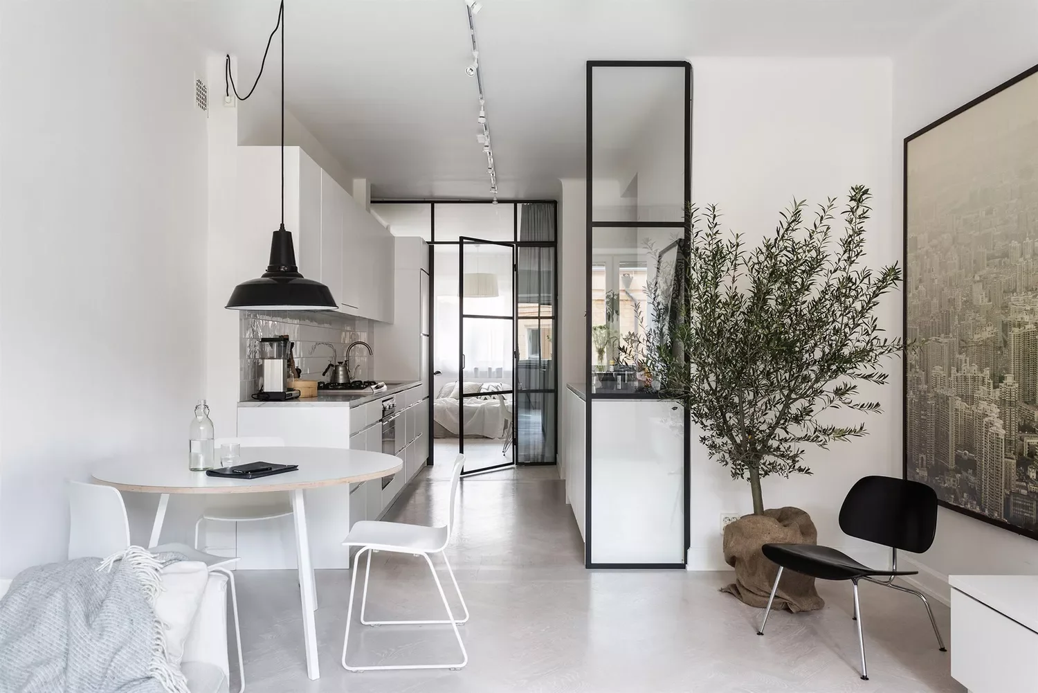 41 Smart Apartment Decorating Ideas to Transform Your Small Space Into a Stylish Home 29 Embrace Simplicity