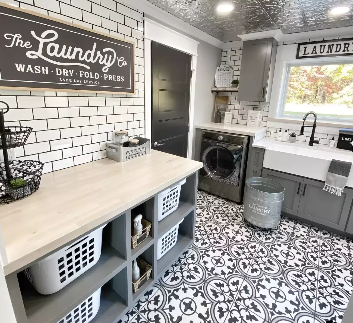 18 Smart Ways to Organize Your Small Laundry Room Embrace a Theme