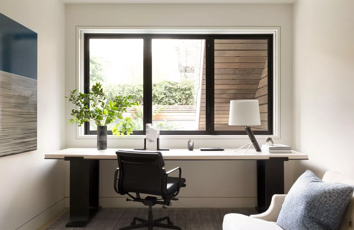 67 Stylish Modern Home Office Ideas That Make Working From Home a Joy Err on the Side of Sleek