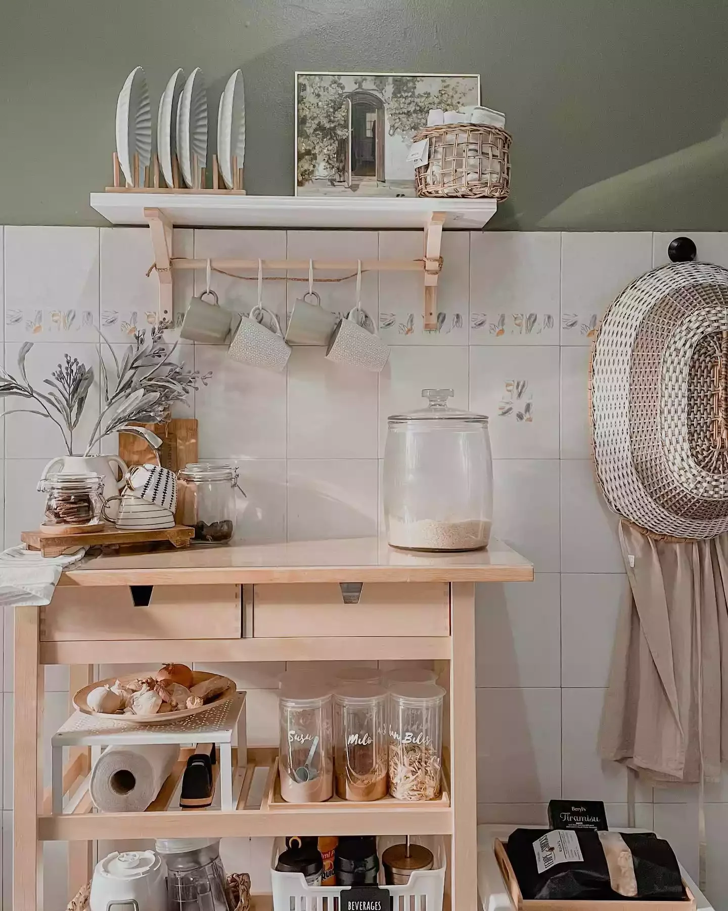 23 Stunning Kitchen Island Styling Ideas That Will Transform Your Space Extra Storage