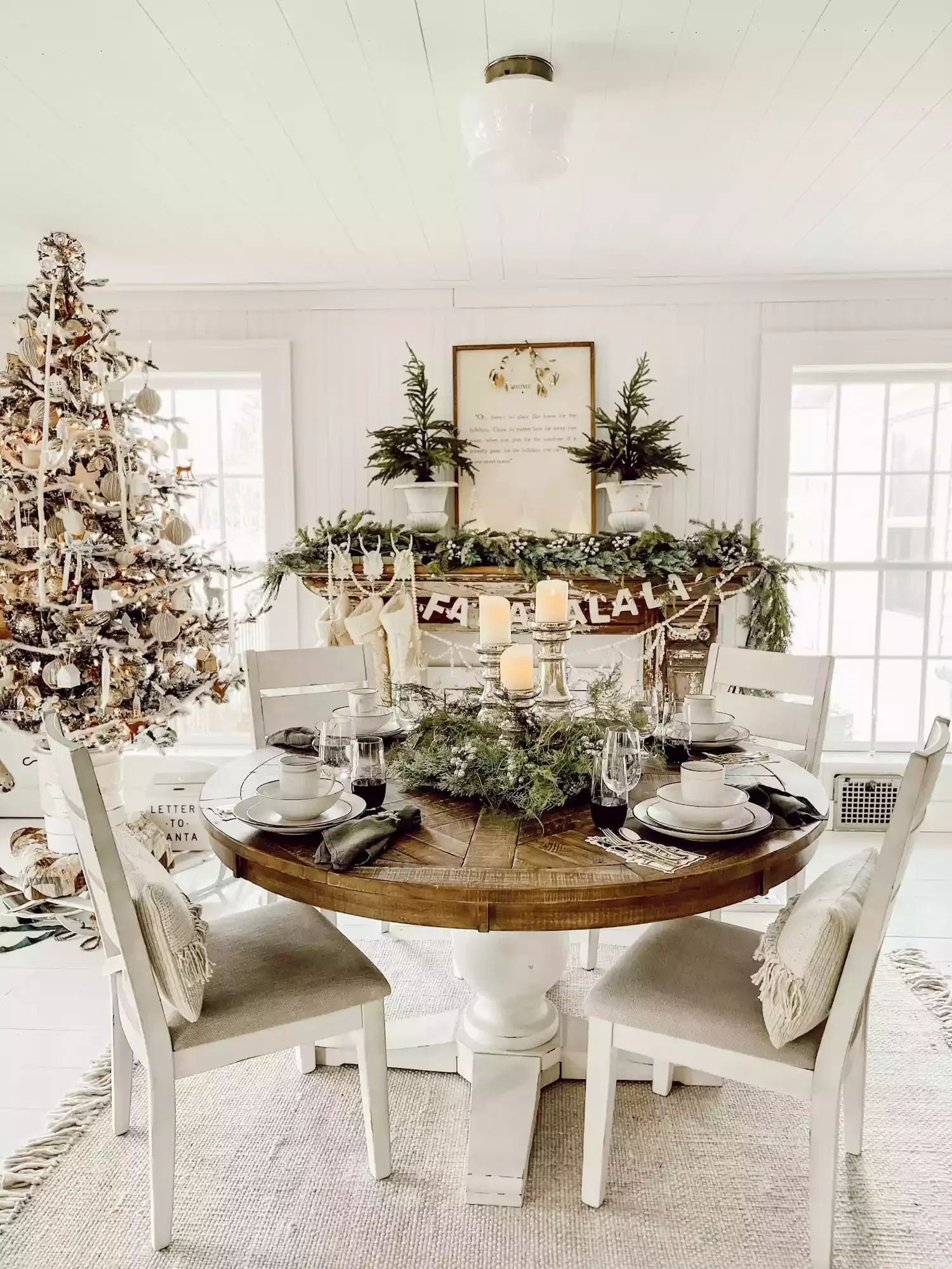 61 Stunning DIY Christmas Garland Ideas to Transform Your Holiday Decor 47 Fa La La Garland