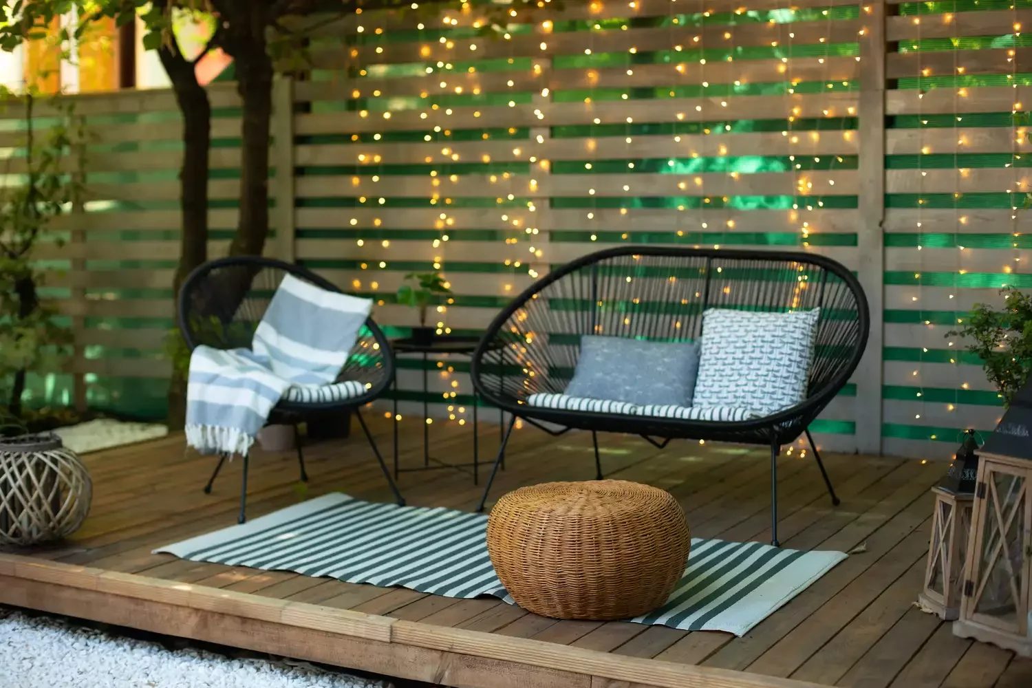41 Stunning Outdoor Lighting Ideas That Will Transform Your Yard Into a Magical Space 7 Fairy Lights