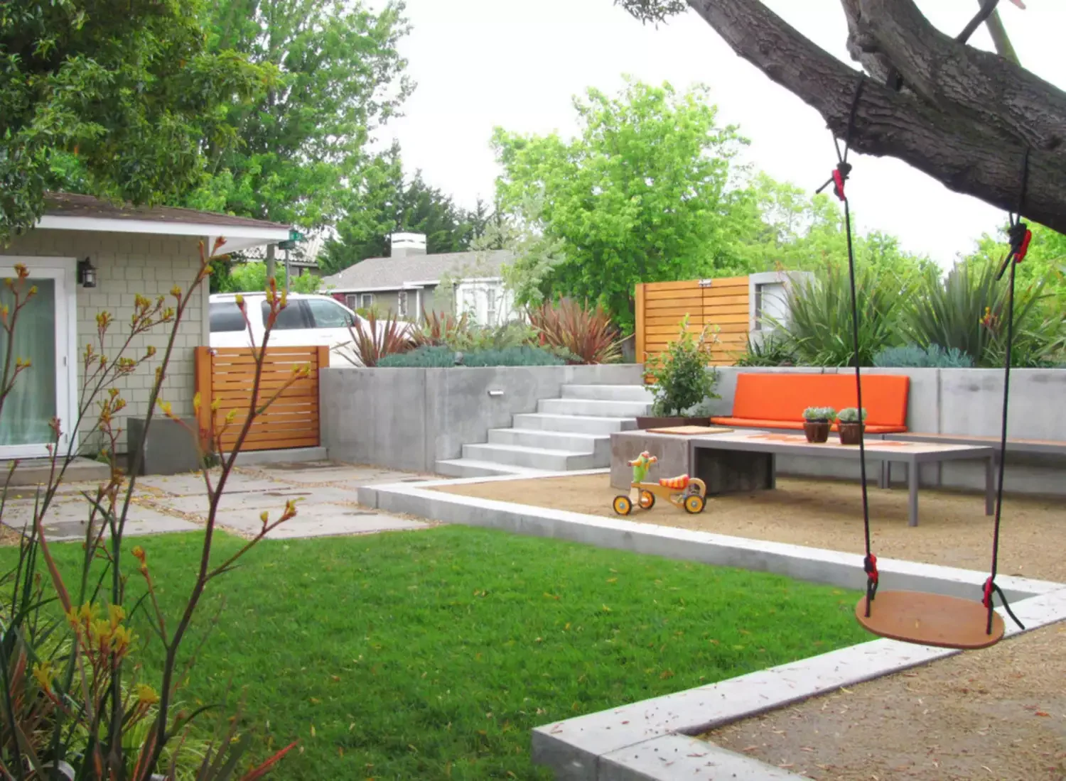 15 Amazing Backyard Play Ideas Your Kids Will Absolutely Love 2 Family Gathering Courtyard