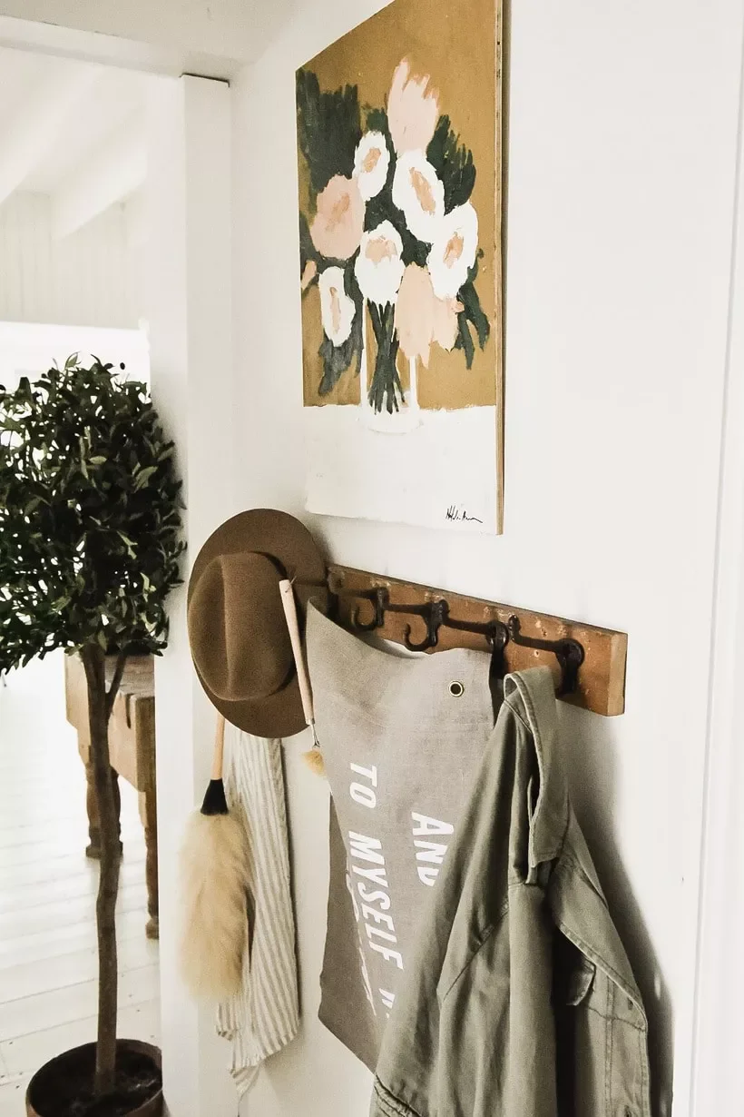 25 Stylish Hat Storage Solutions That Keep Your Collection Organized Farmhouse Hat Rack