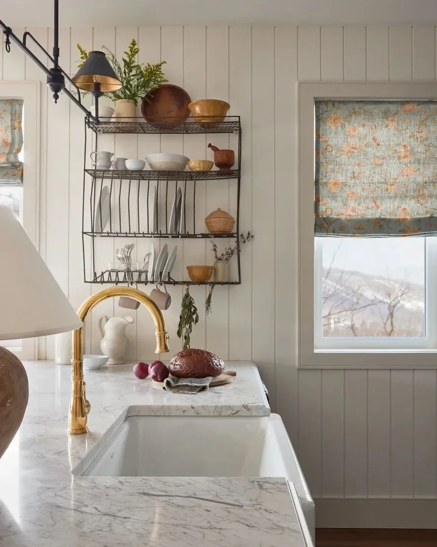 21 Creative Window Trim Ideas to Transform Your Room's Style 12 Farmhouse Window Trim