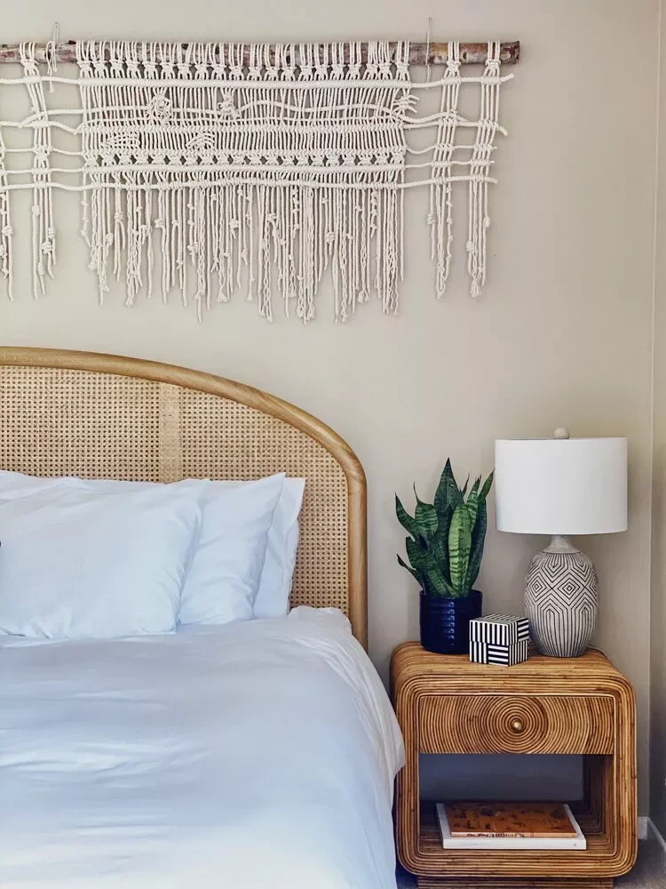 41 Cozy Earth-Inspired Bedroom Ideas That Will Transform Your Sleep Space 39 Feature Macrame Artwork
